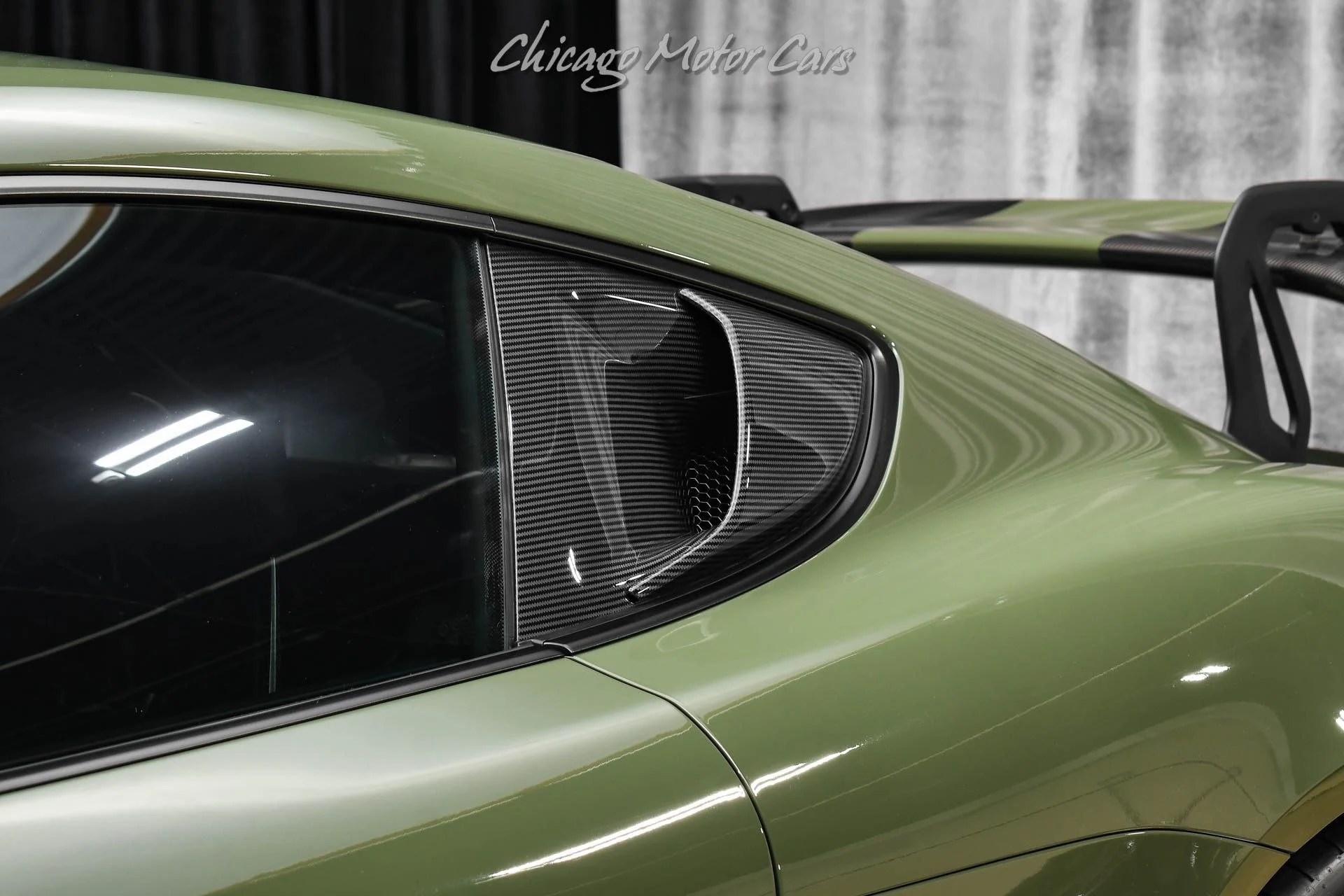 mph033_3899917933_13028_p34_l_4a32e7e3fb