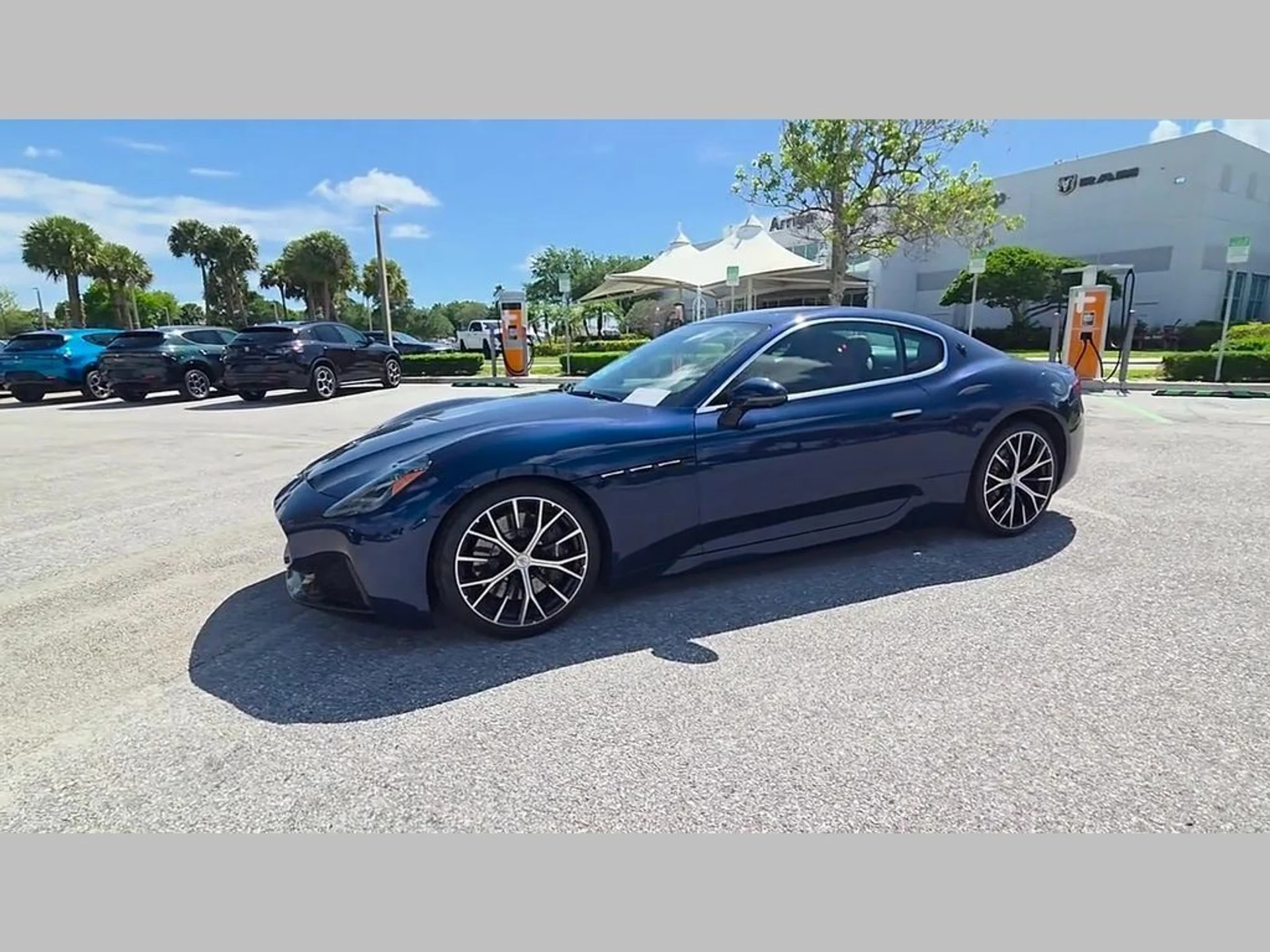 mph033_3905081406_fa963772bd6c796bd93b9def65178df6_51c3228b1d