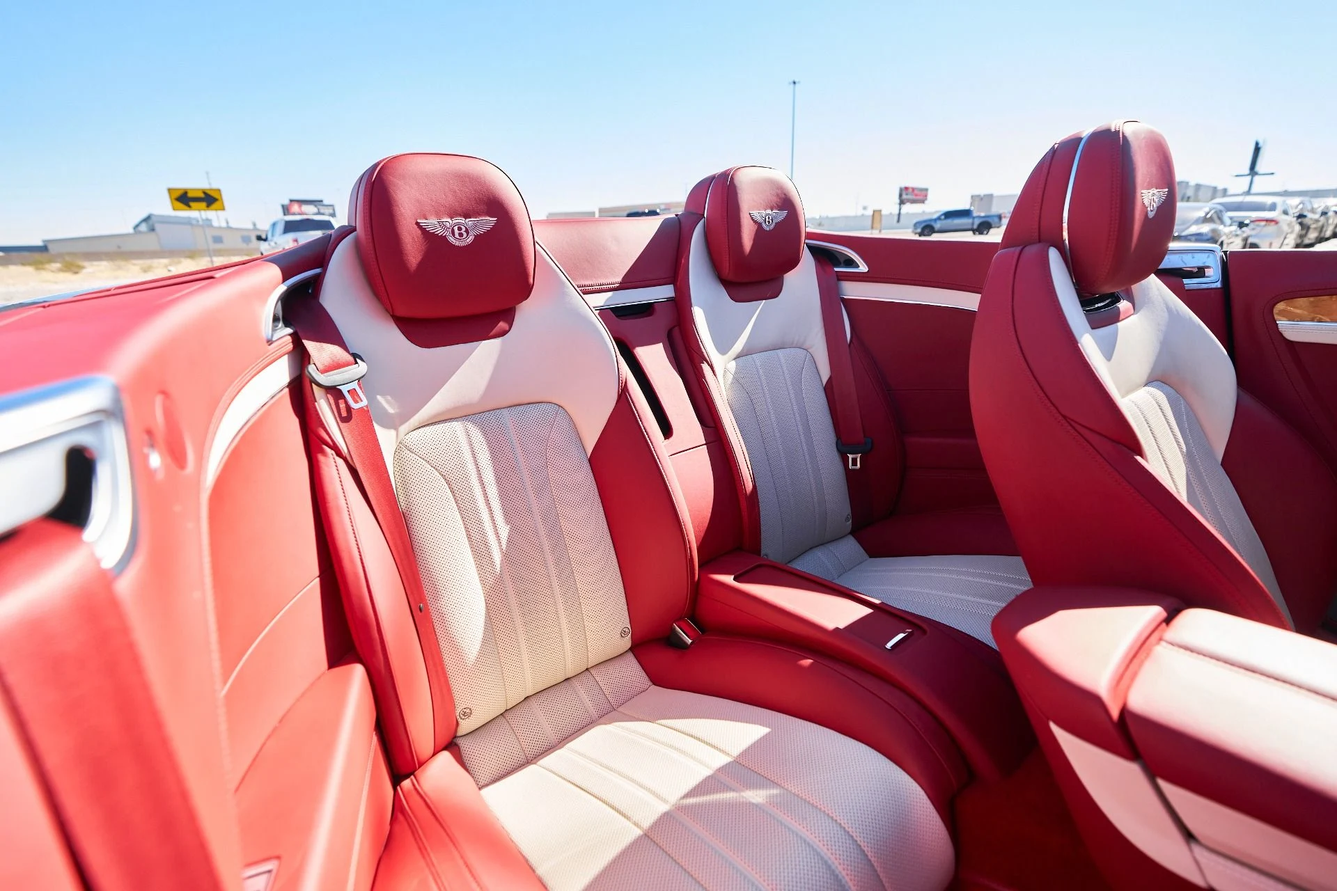 mph033_3911811418_Used_2020_Bentley_Continental_GT_1762568653_ebf7e36032