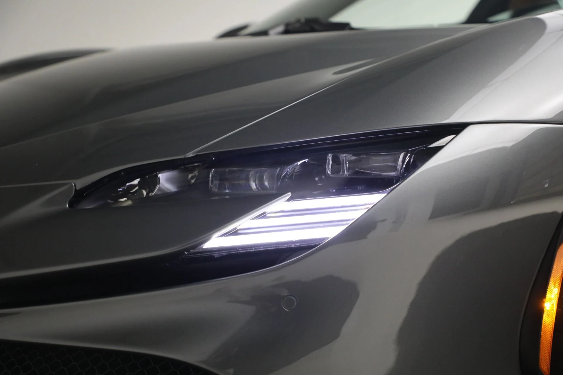 mph033_3914612944_Used_2024_Ferrari_SF_90_Spider_1774722277_7e8050258a