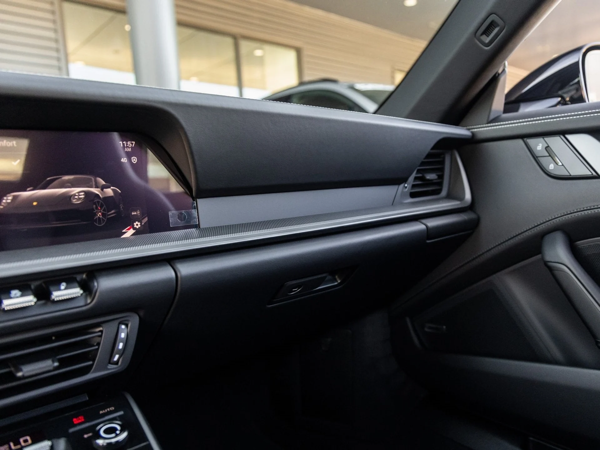 mph033_3914622218_34_4d37a2121a