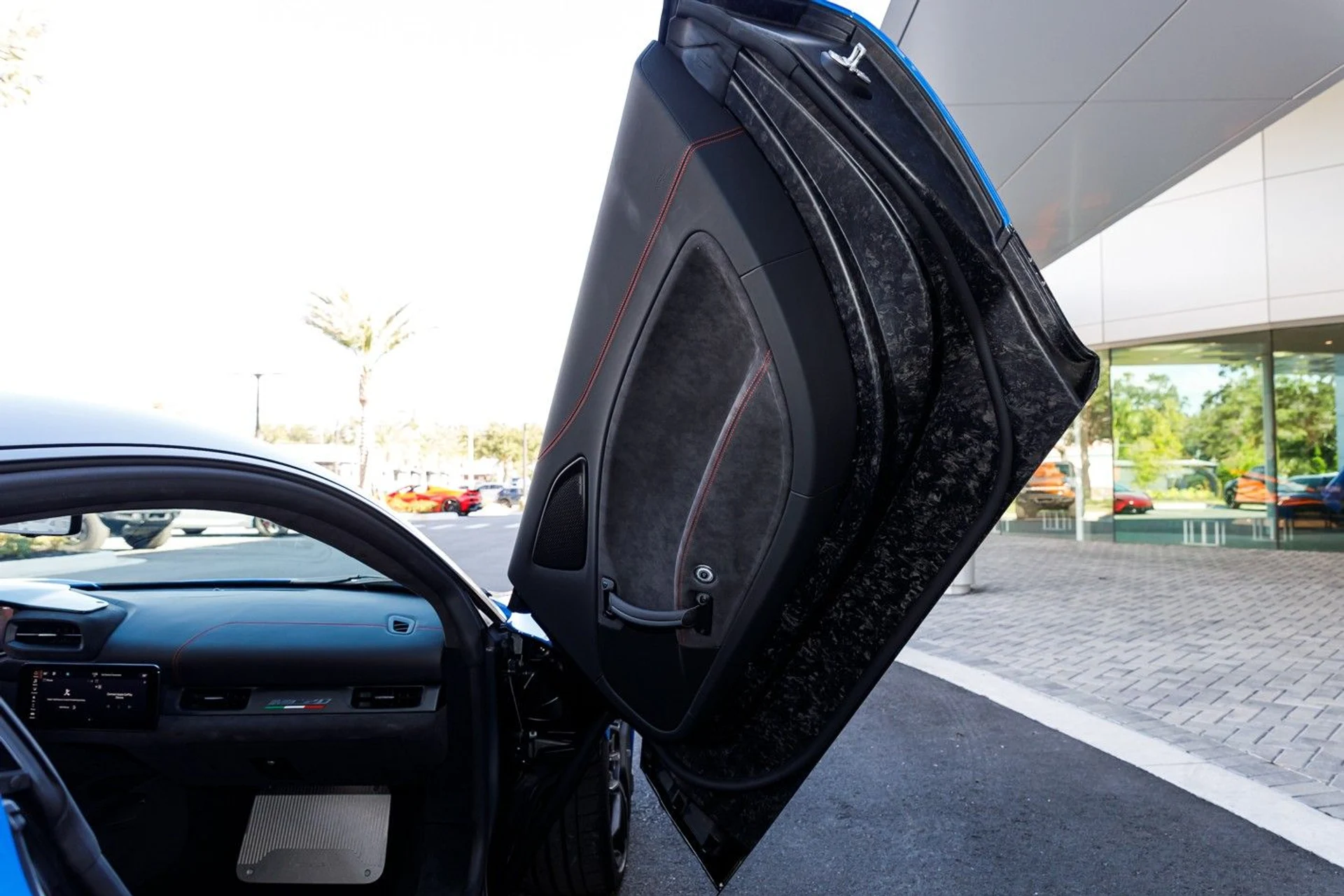 mph033_3927254721_641_p34_l_fde8b10bfe