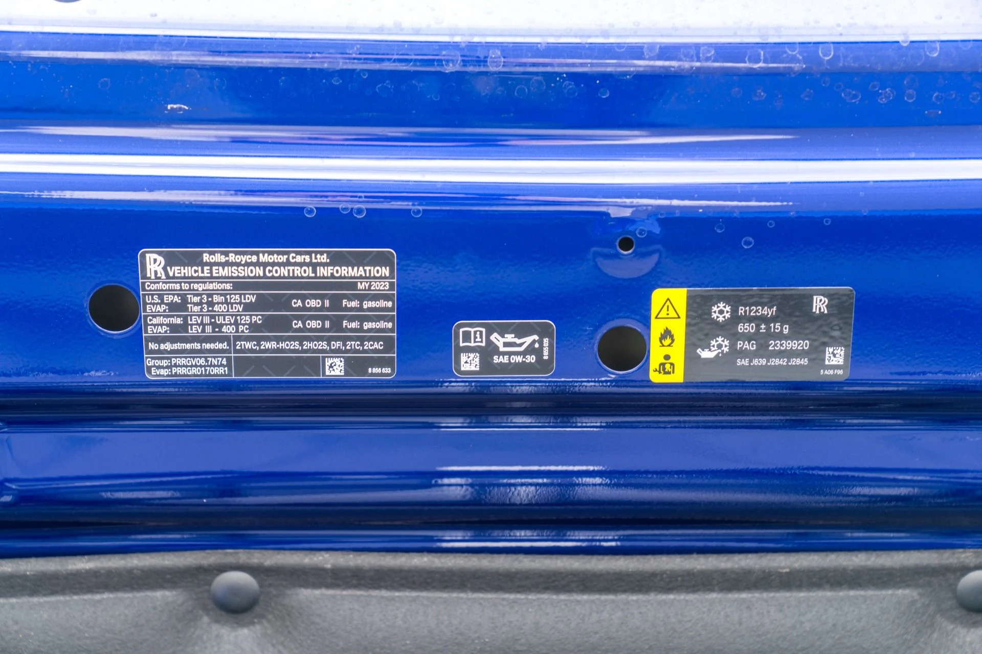 mph033_3931993262_Used_2023_Rolls_Royce_Black_Badge_Cullinan_1772494436_c5330e09ee