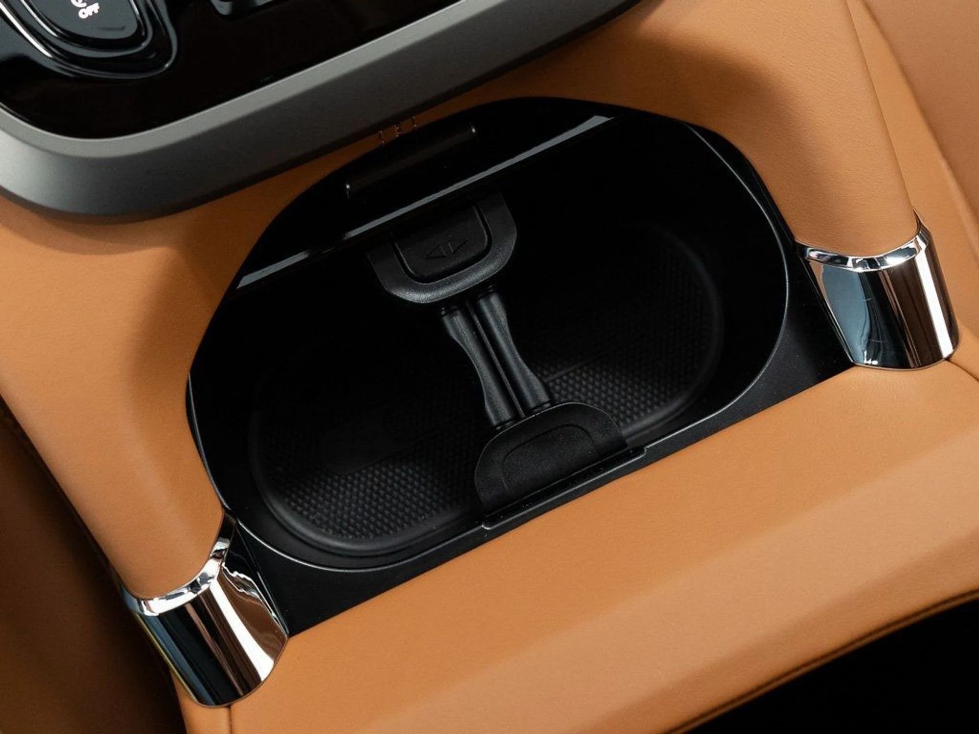 mph033_3962322695_dcb80119dec44c70837e36af6dae29e3_17d7ce21db