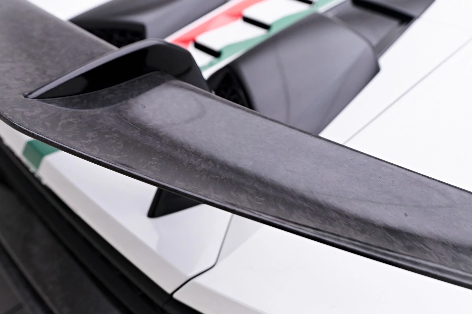 mph033_3965869589_Used_2018_Lamborghini_Huracan_Performante_1754074926_a2f634898f