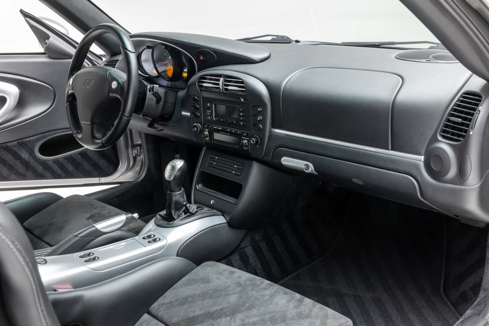 mph033_3969753465_13475_p34_l_628328c995