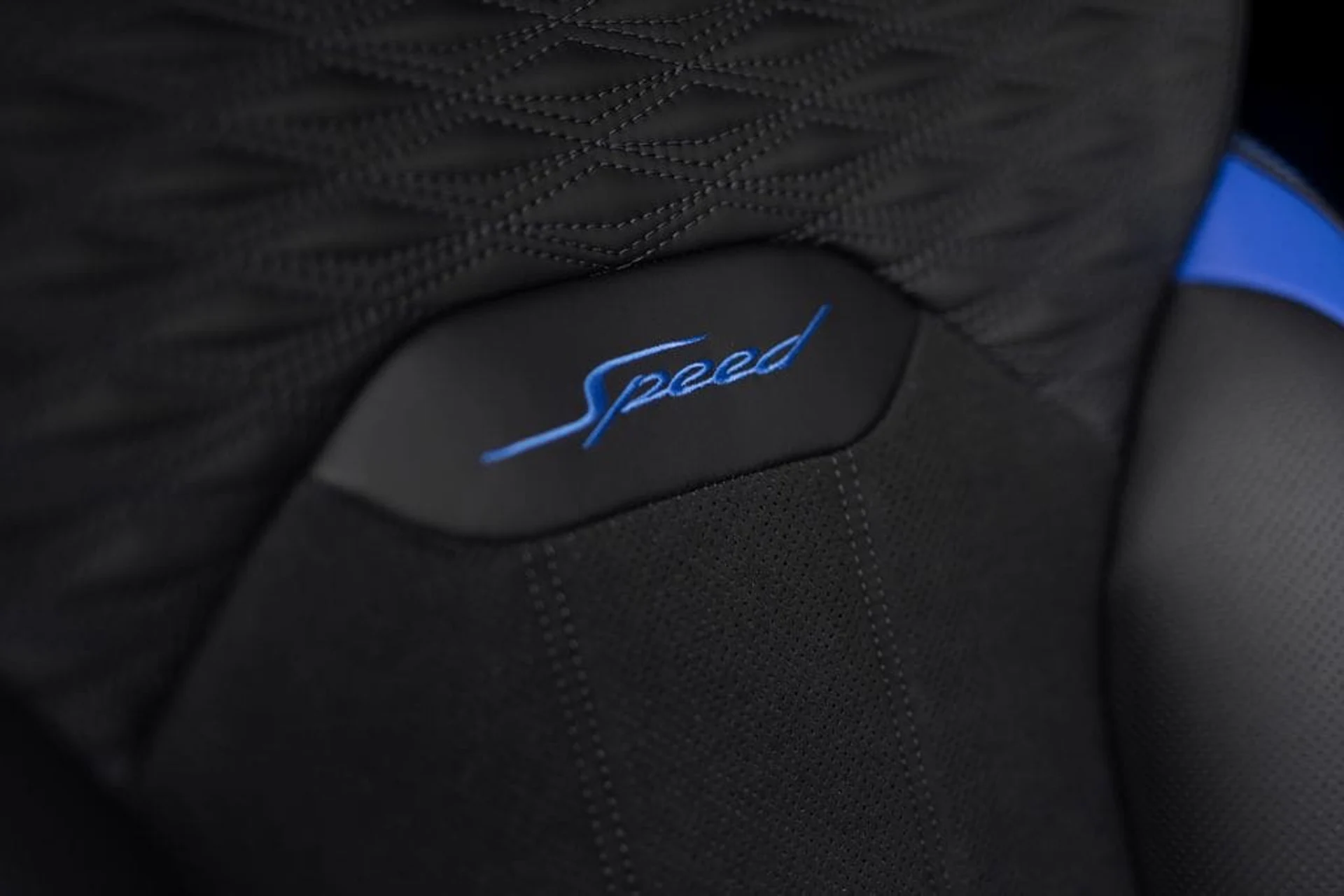 mph033_3974839652_a6dcf3105d7a4ba5a7000f5bdce0d017x_560605ce52