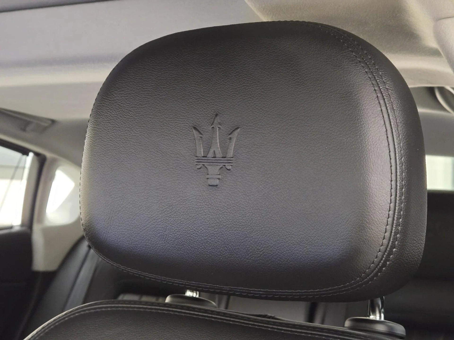 mph033_3975472274_Used_2022_Maserati_Quattroporte_Modena_1756365368_466de5d369