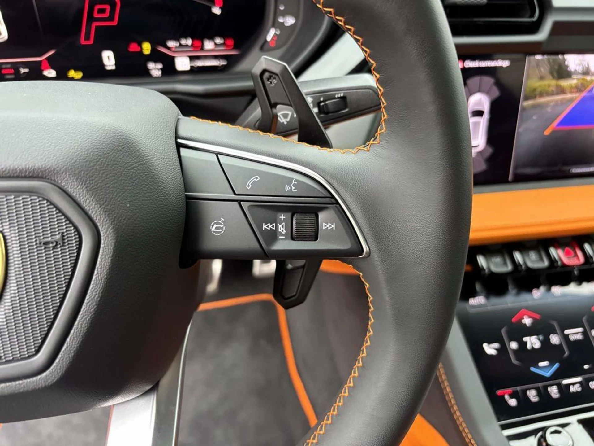 mph033_3979661269_4a2dc2a1bc3b9a2ee119c35f845c10eax_f121a597bd