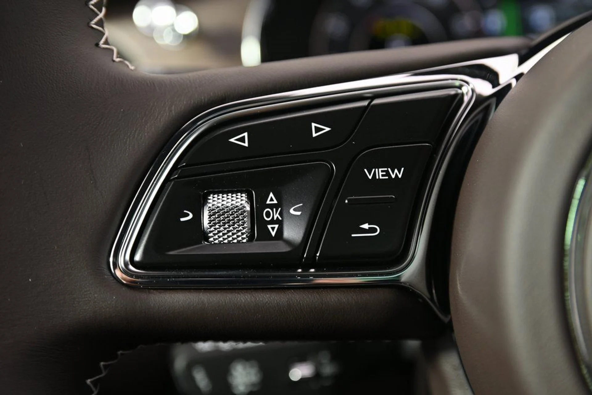 mph033_3980629722_41cb0f8f344c4ecf9d181891de705821_bdaf0c89ea