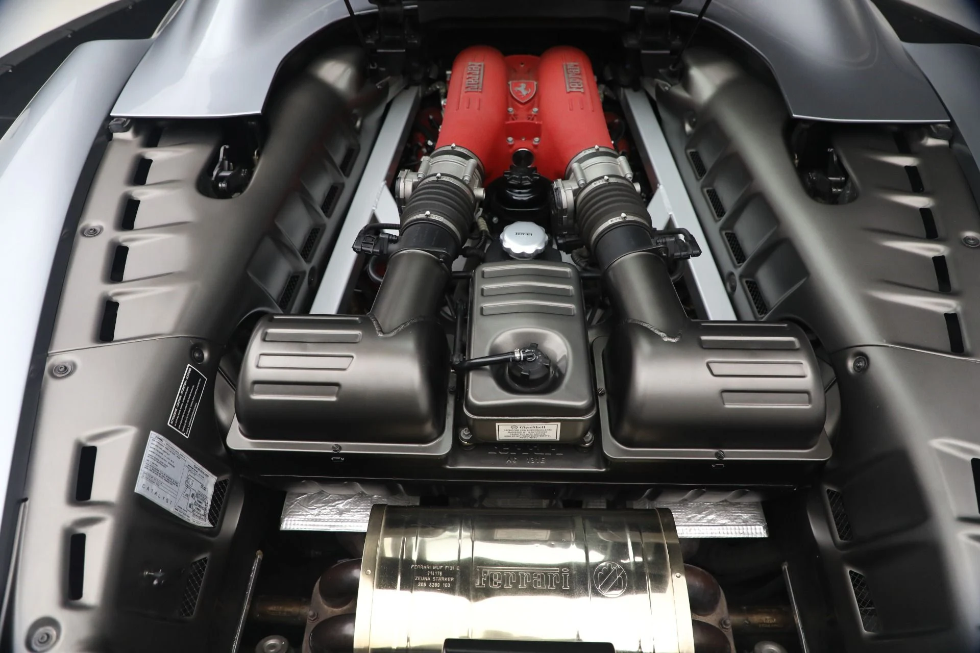 mph033_3990619288_Used_2005_Ferrari_F430_Spider_1771525257_ed2c470125