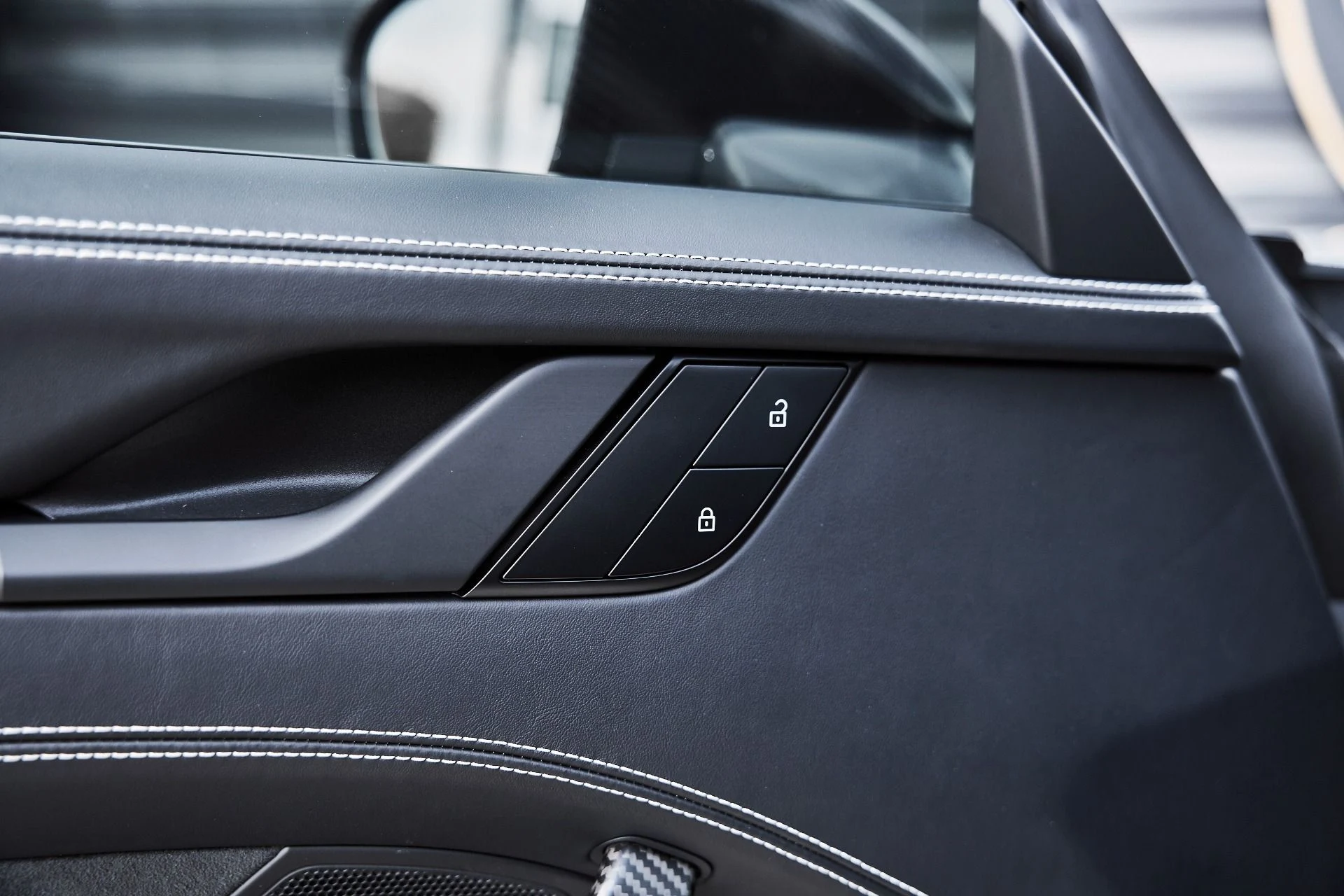 mph033_4006523202_Used_2025_Porsche_911_GT_3_1775332894_00c1ae9261