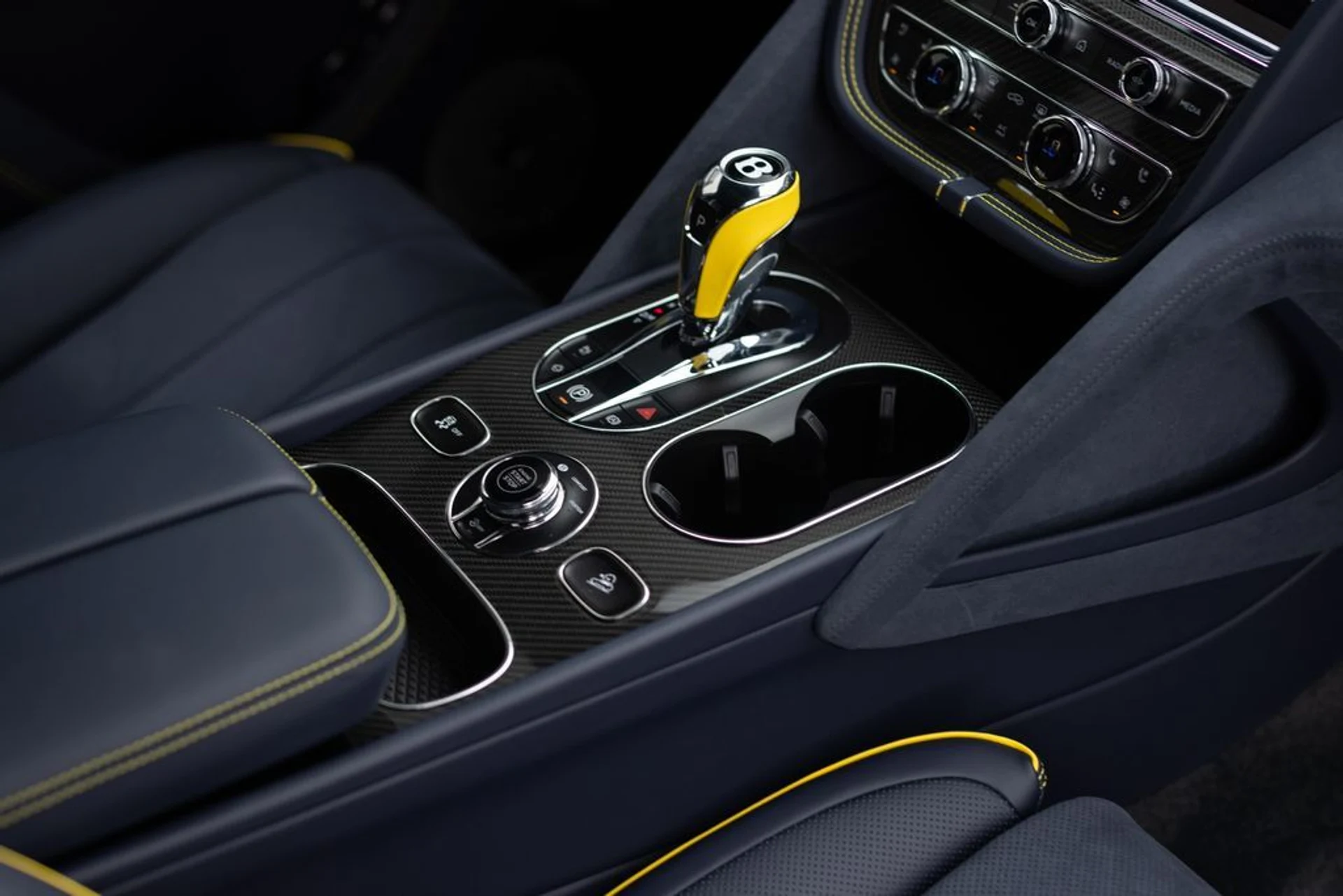 mph033_4006761258_c1814b40c5af800781ad47802c2d64edx_204565f9ab