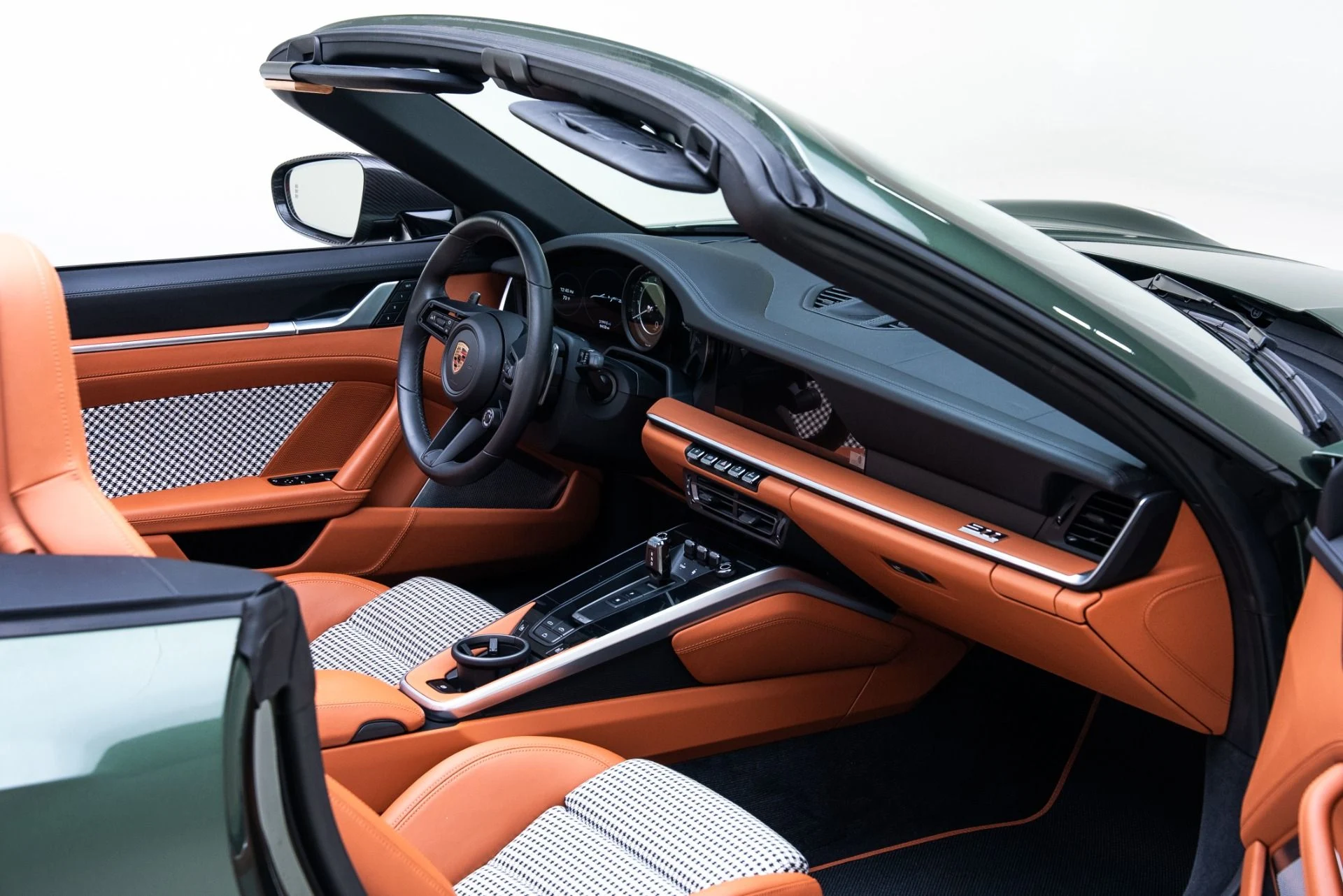 mph033_400683637_Used_2024_Porsche_911_Turbo_S_Cab_1775066595_494fc4085a