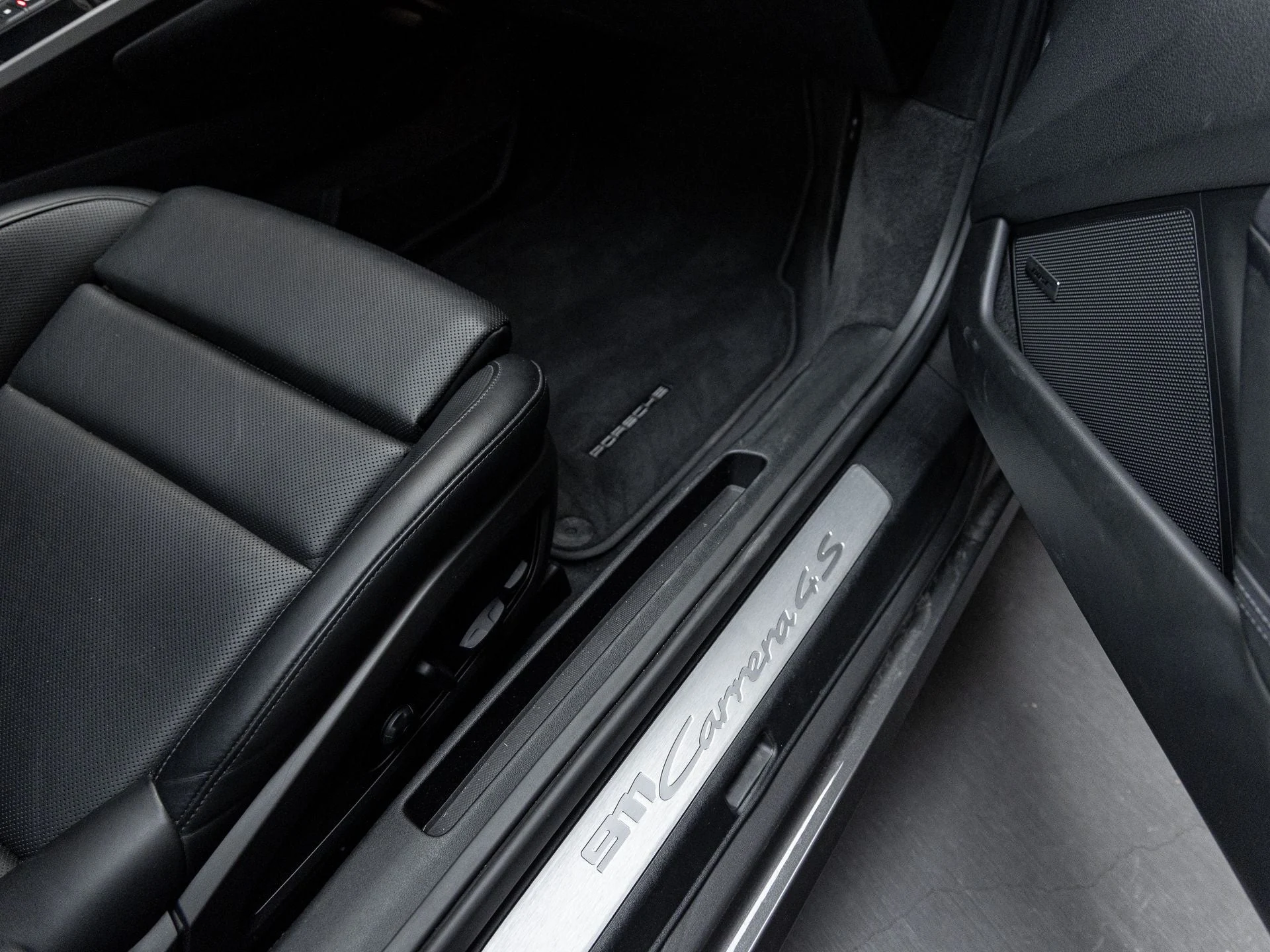 mph033_400829225_34_8dcbd33444