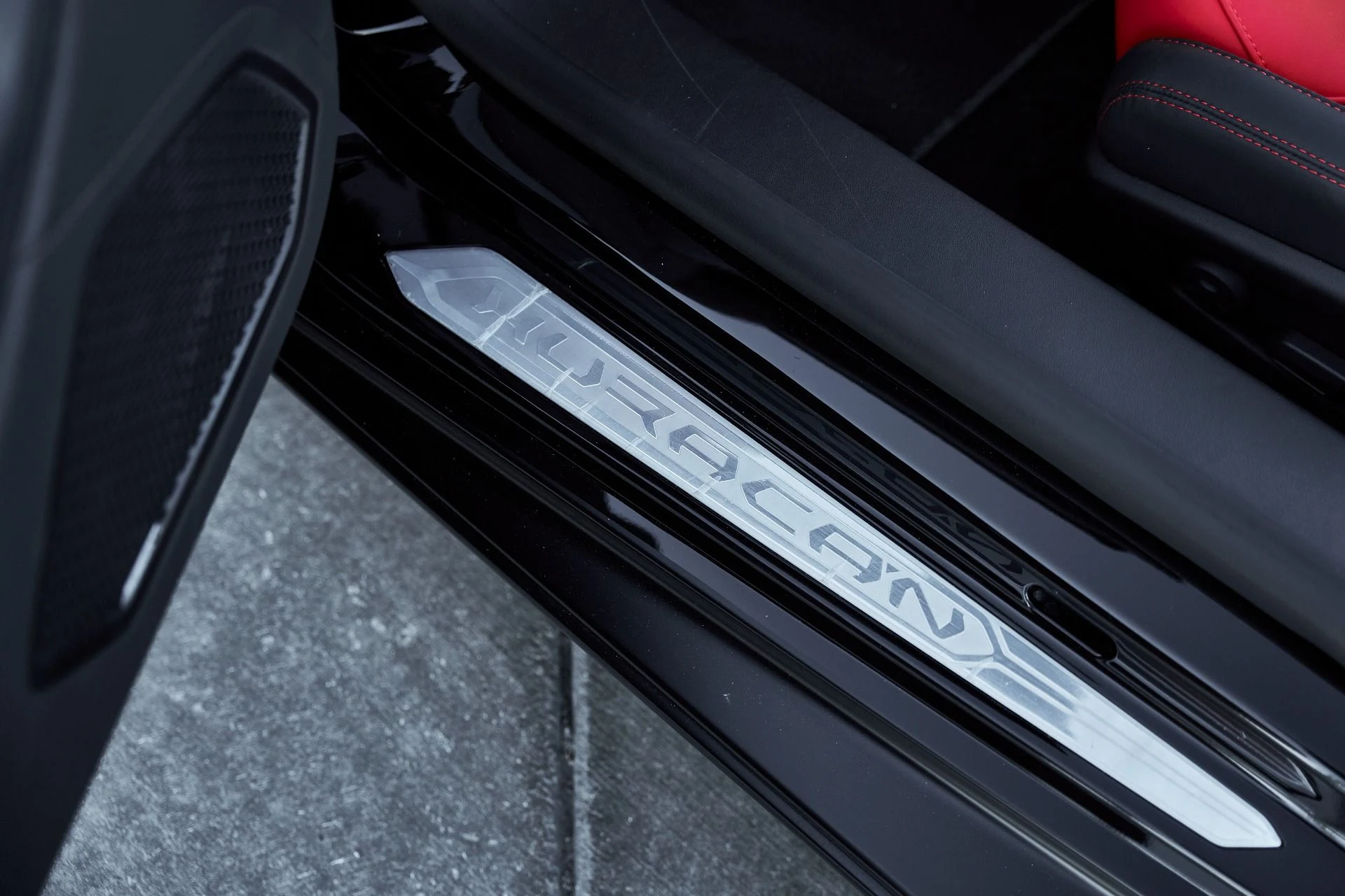 mph033_4010226724_Used_2024_Lamborghini_Huracan_EVO_Spyder_1766881365_f2a56f330c