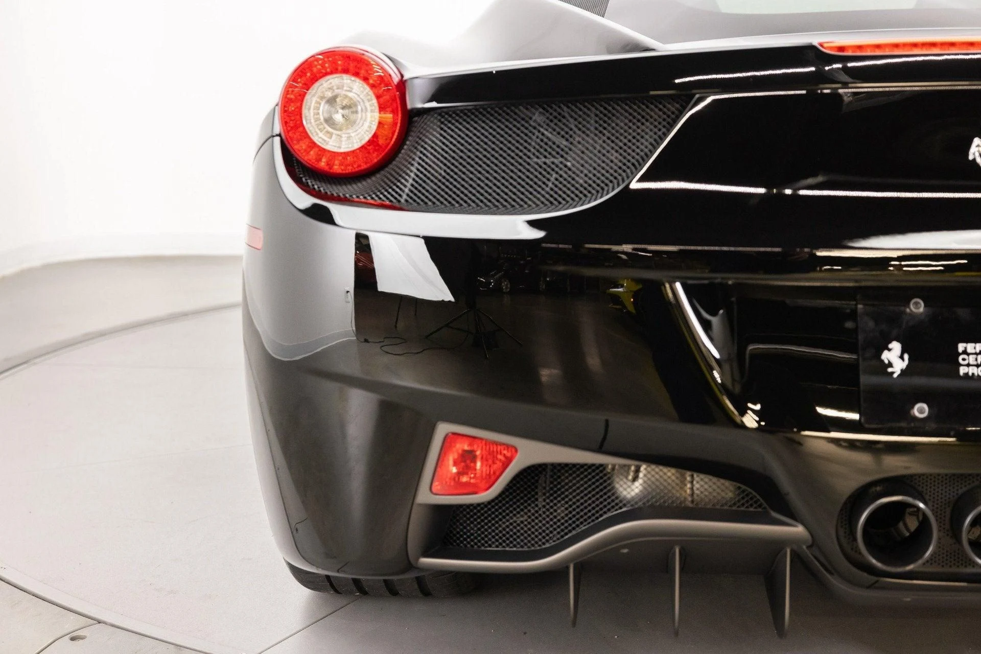 mph033_401205240_Used_2015_Ferrari_458_Italia_1784296493_4db3a96d8e