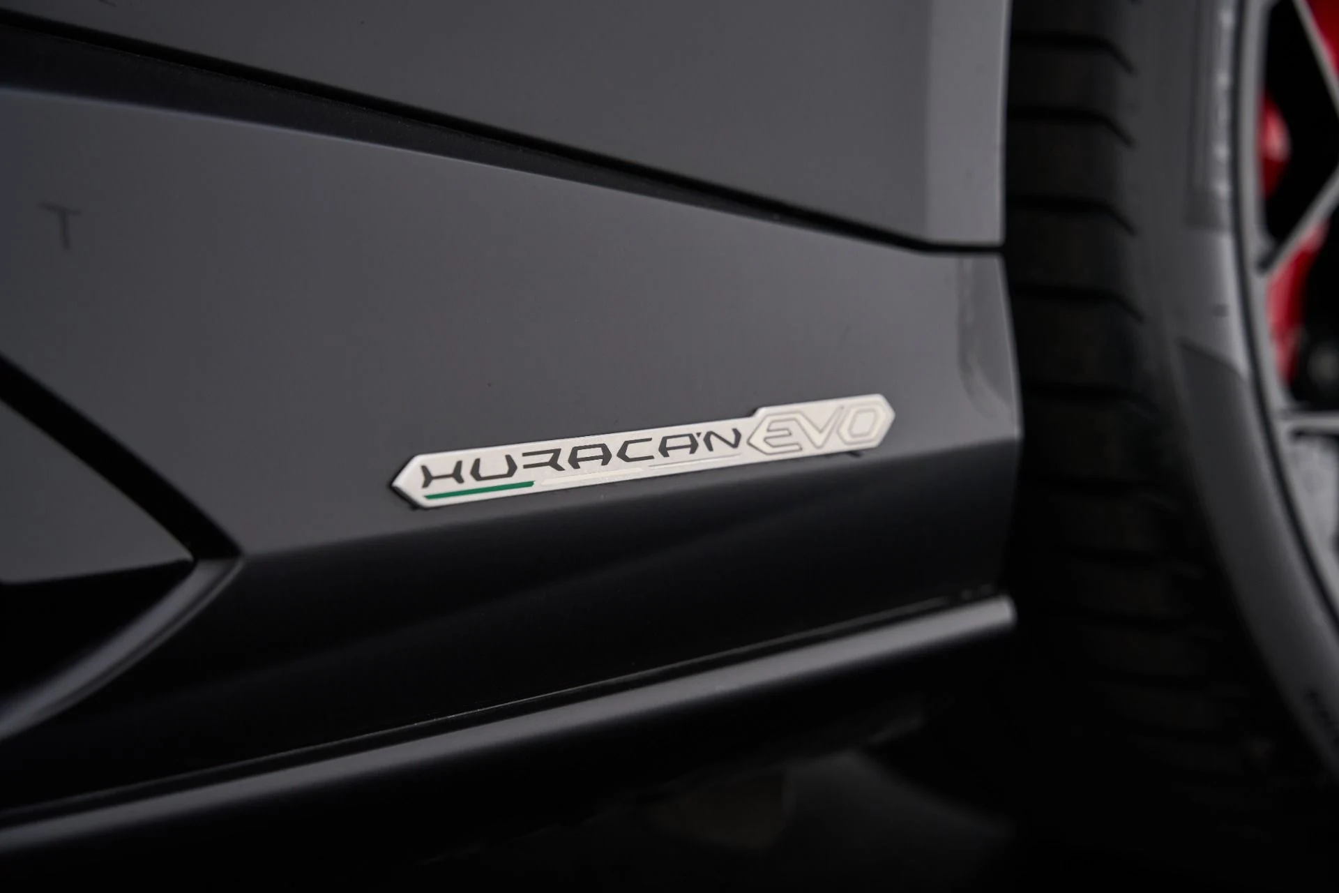 mph033_403019928_Used_2022_Lamborghini_Huracan_EVO_Base_1792542181_c6fd10aad1
