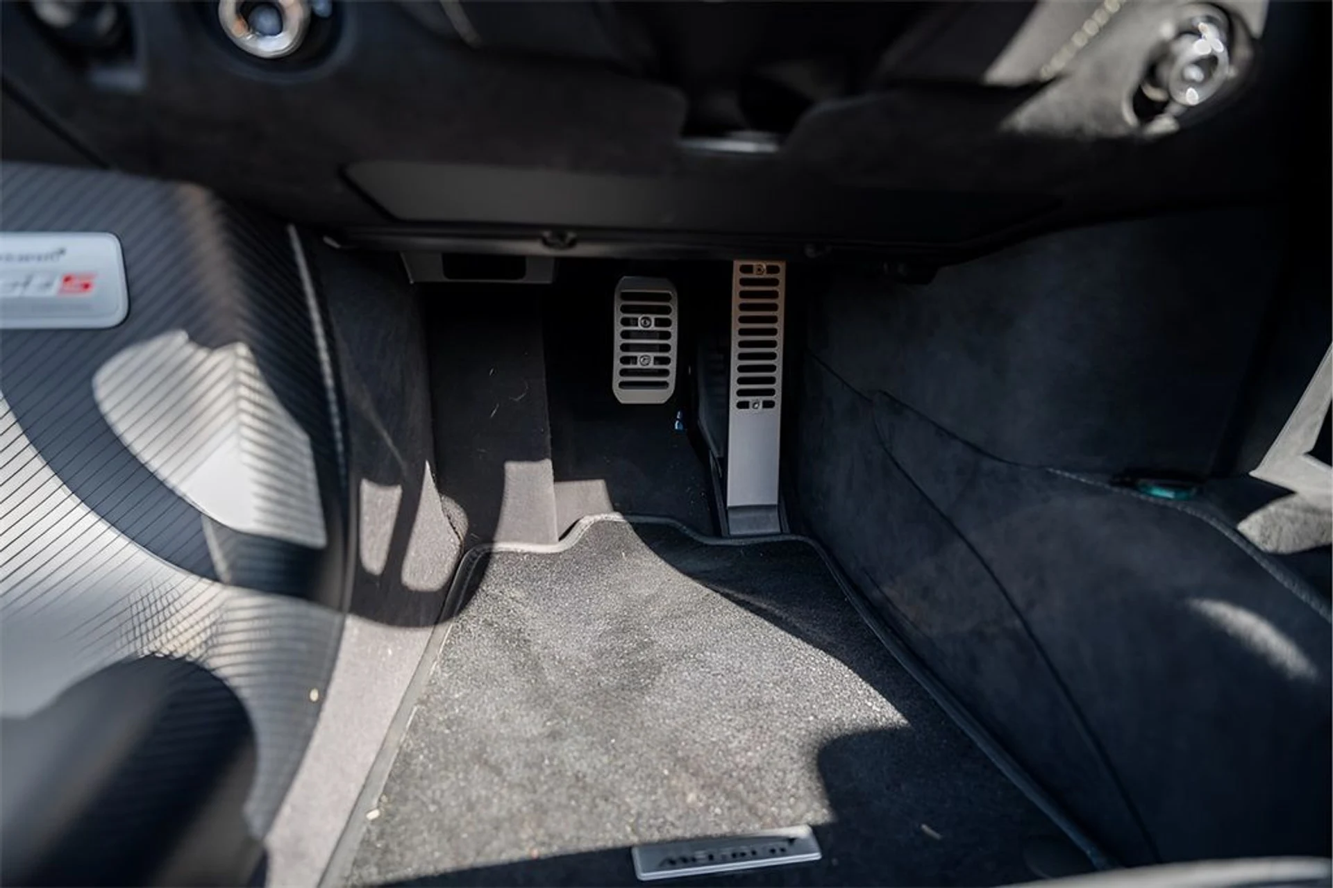 mph033_4030947400_image_35_2876c1cf76