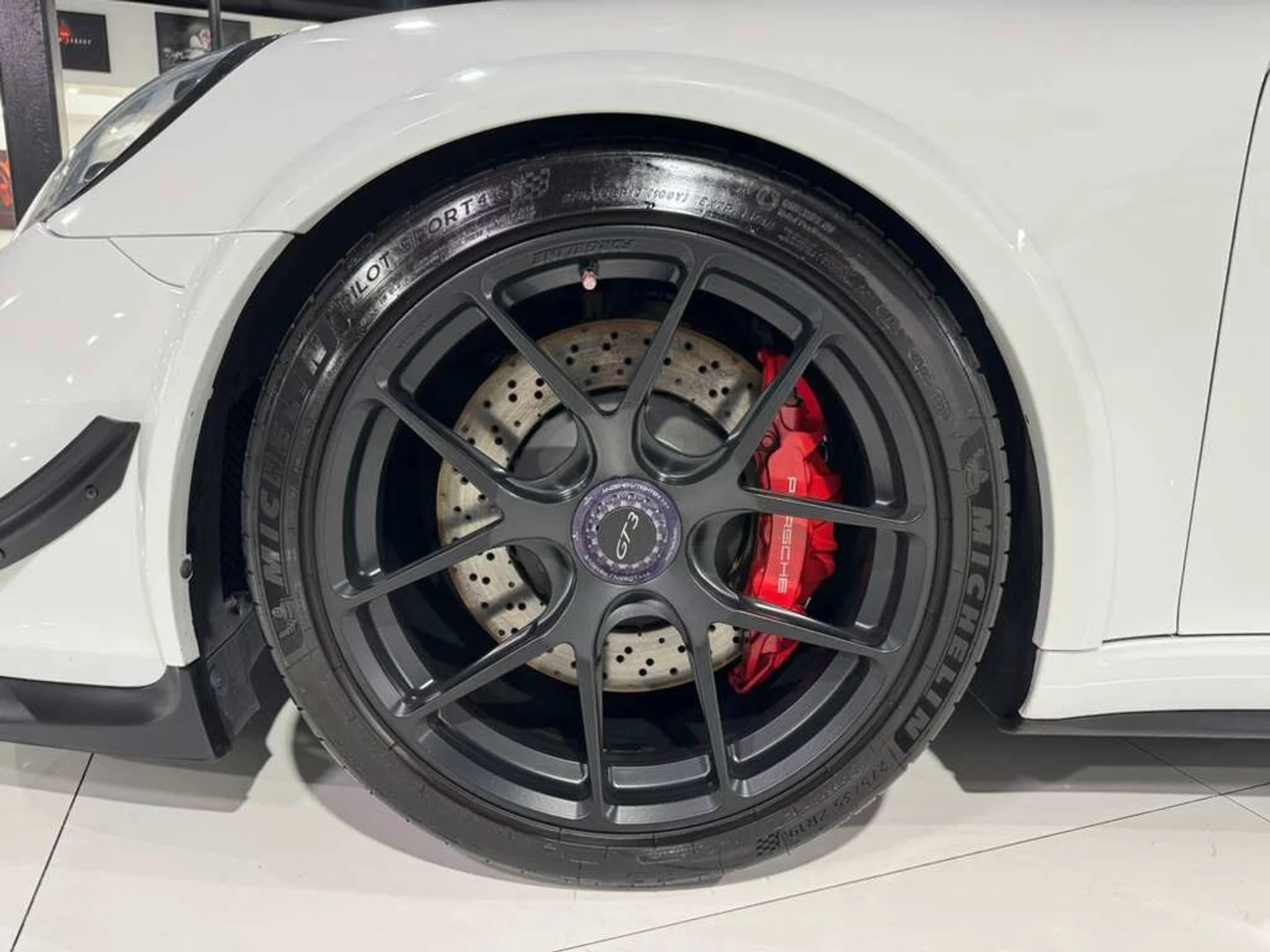 mph033_4031821704_b789243cdc8e70c56d37a706fd6c7172_d63cd97f98