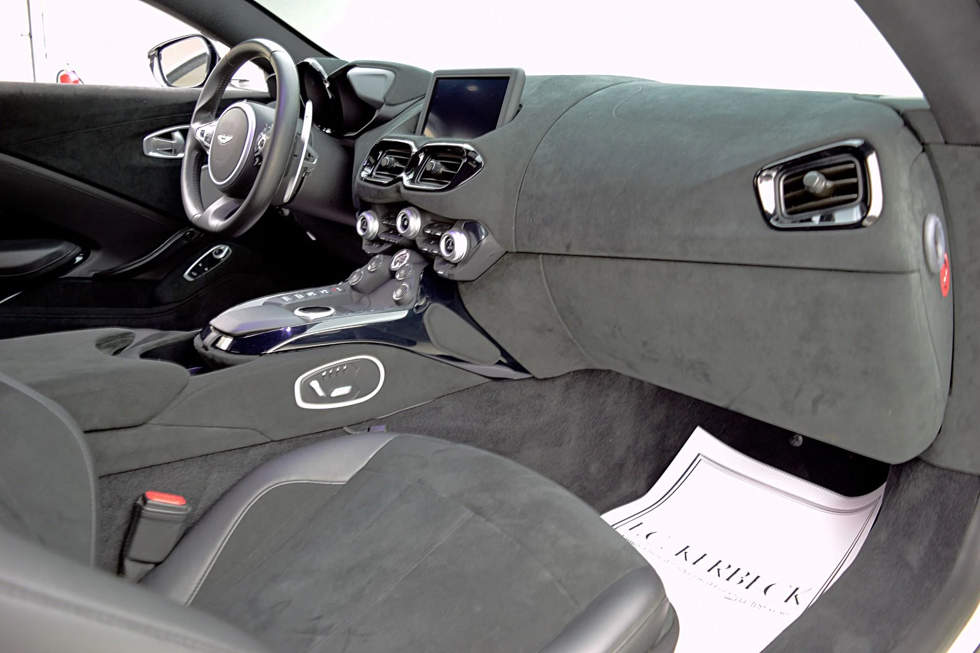 mph033_4038261495_Used_2019_Aston_Martin_Vantage_Coupe_8741944a27