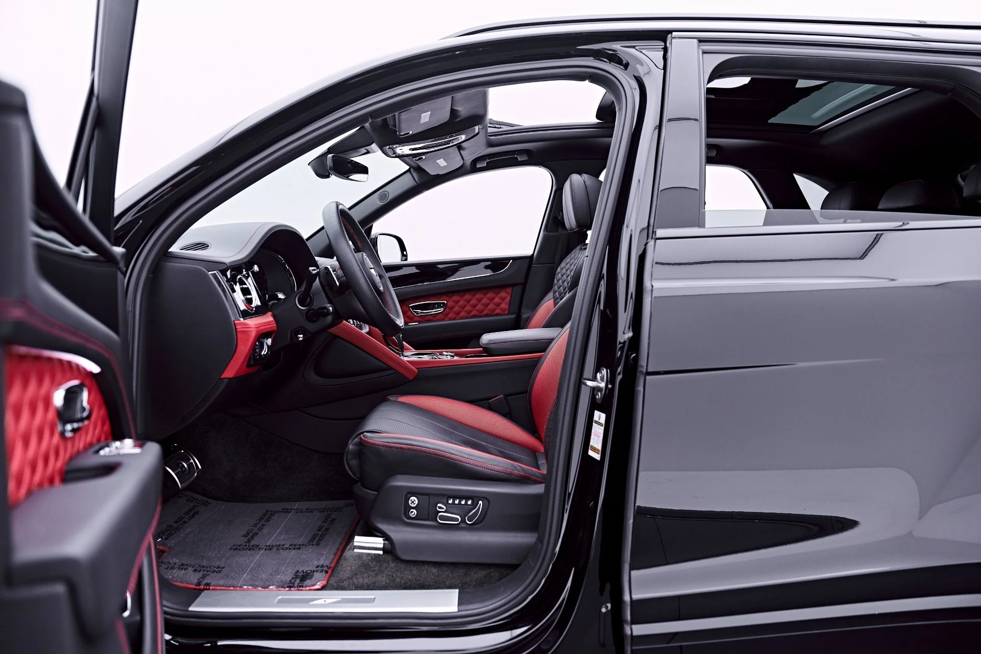 mph033_4044717022_Used_2023_Bentley_Bentayga_S_1782967332_bbc26fbc25