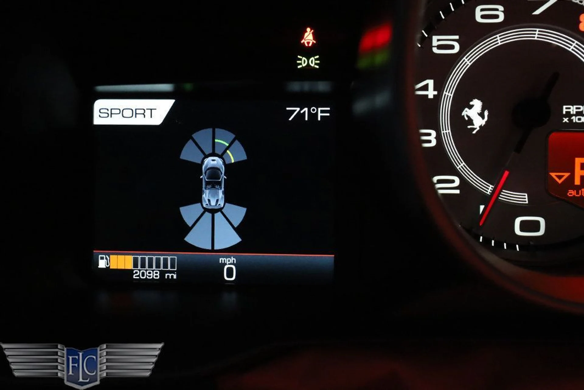 mph033_4052556745_used_2021_ferrari_f8_spider_convertible_9689_22996812_34_1024_3333563ddd