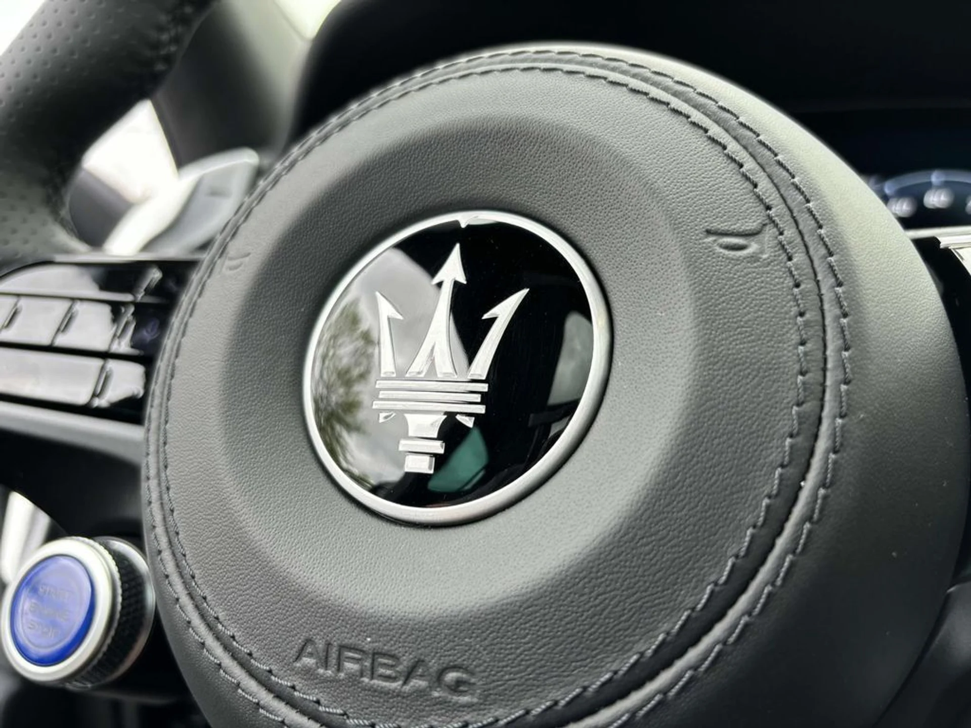 mph033_405395614_79f0759a839730fbce23c0d8bdd393d0x_9b7560c0f6