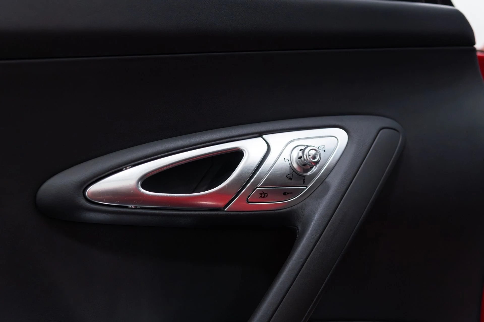 mph033_4054739381_Used_2008_Bugatti_Veyron_164_1769463944_cf9118c914