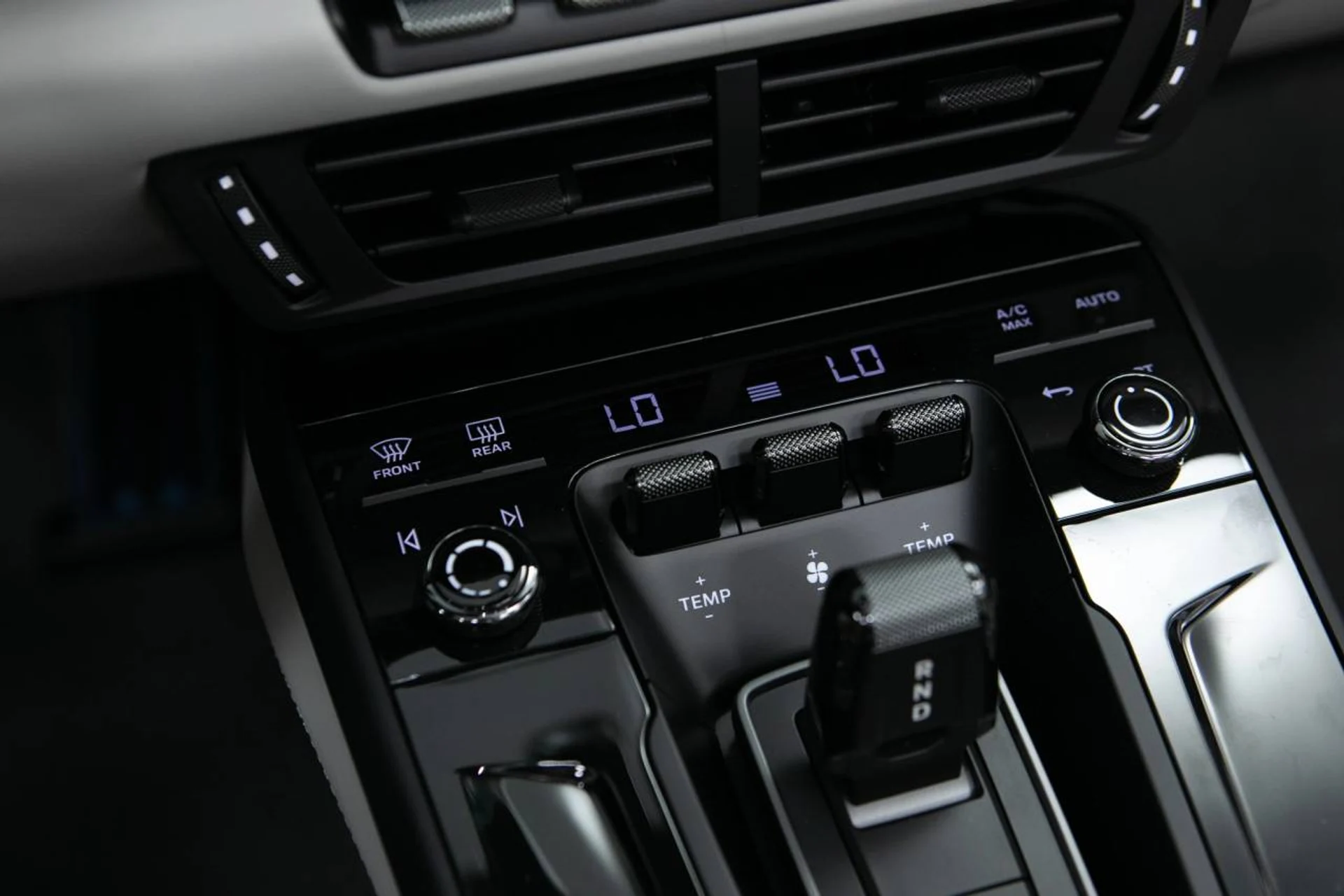 mph033_4056513909_19b45837ea3ae713c60d897dbf9882d0x_2fd0d9e147