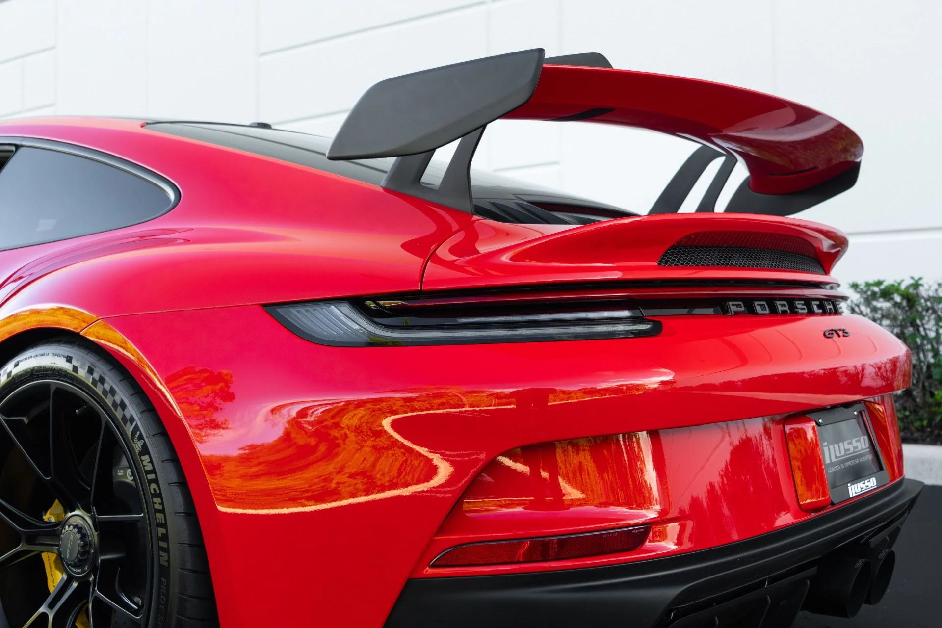 mph033_4062924575_Used_2022_Porsche_911_GT_3_1761761054_e3a75abe11