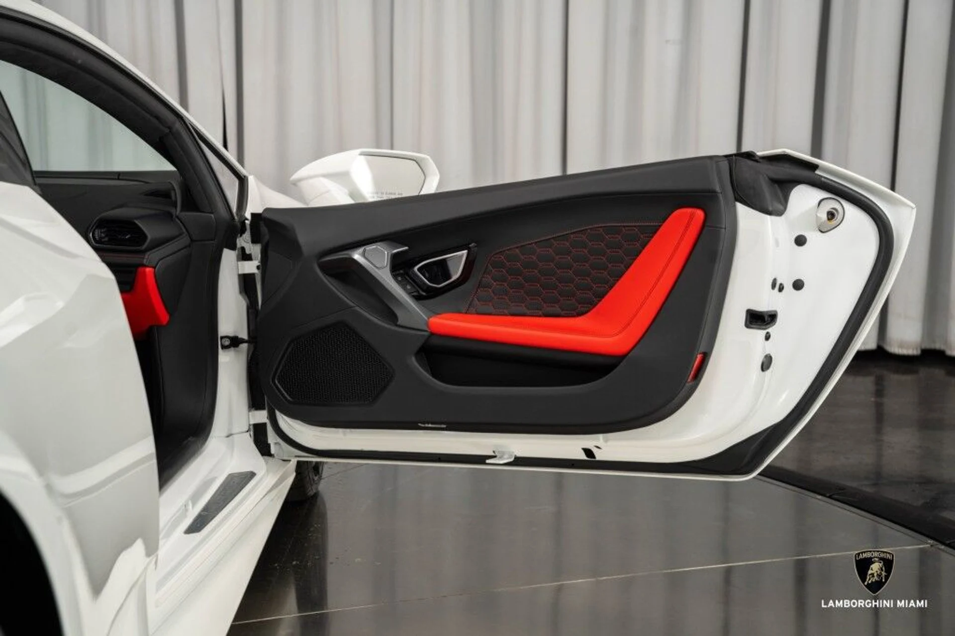 mph033_4063652198_b9253224fe7dbb4bc618265eeed63e86_cd263331cc