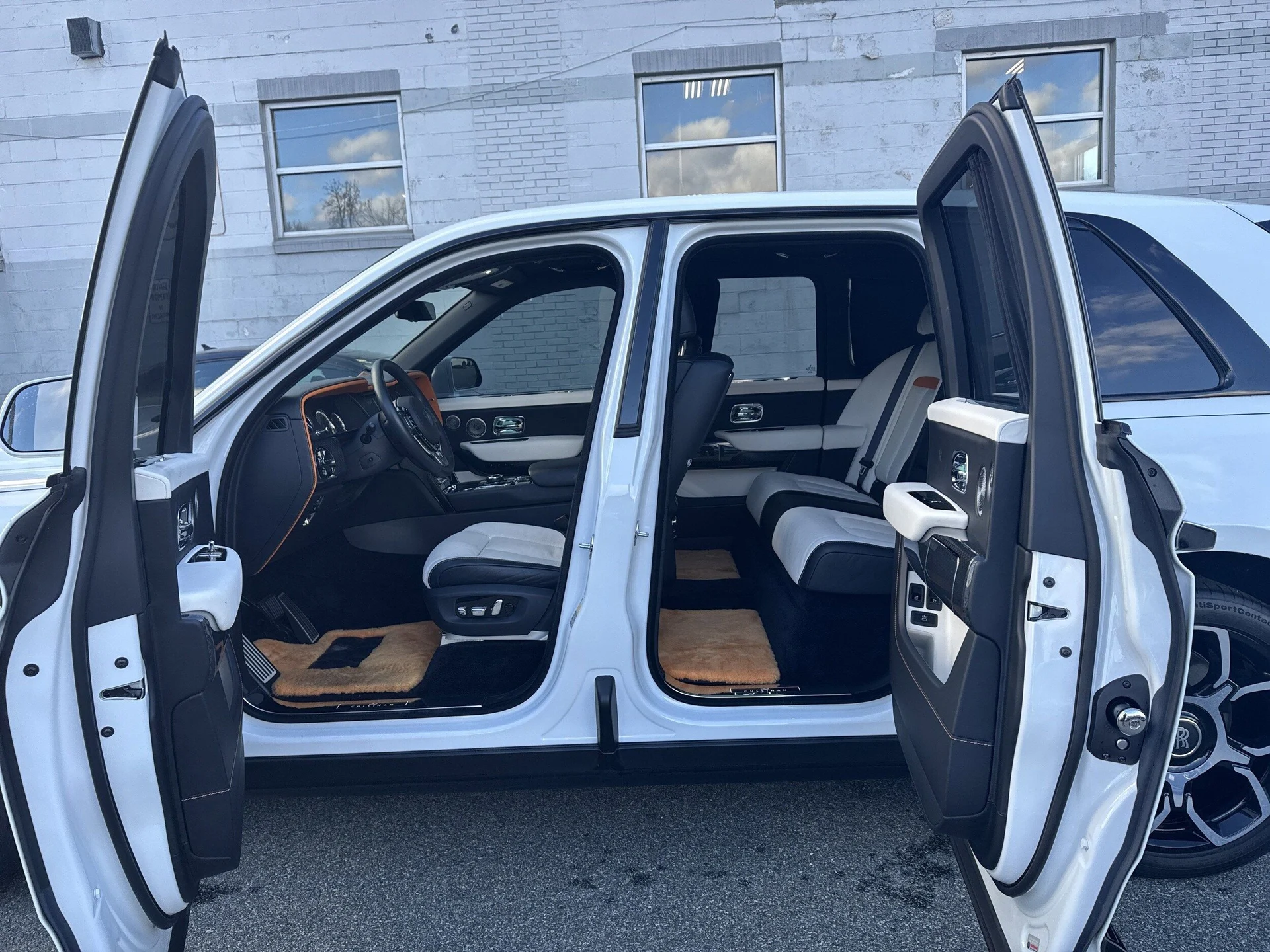 mph033_4072565377_29ddd31dbe06228a2c2304d6fc6efb6bx_e6fbae4350