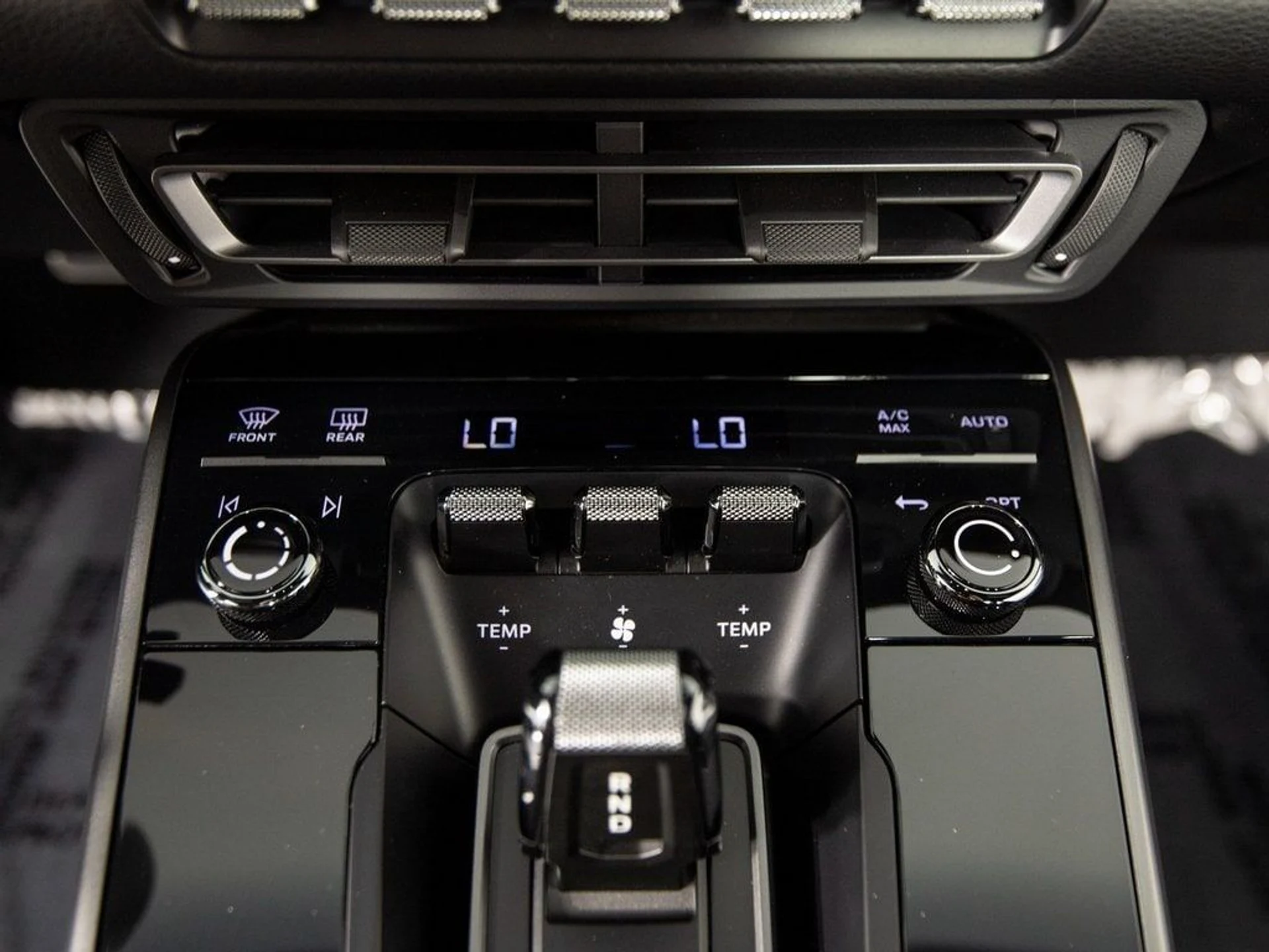 mph033_4073210521_750c874a39f63306299330a76aa5e211x_6a375ddd51