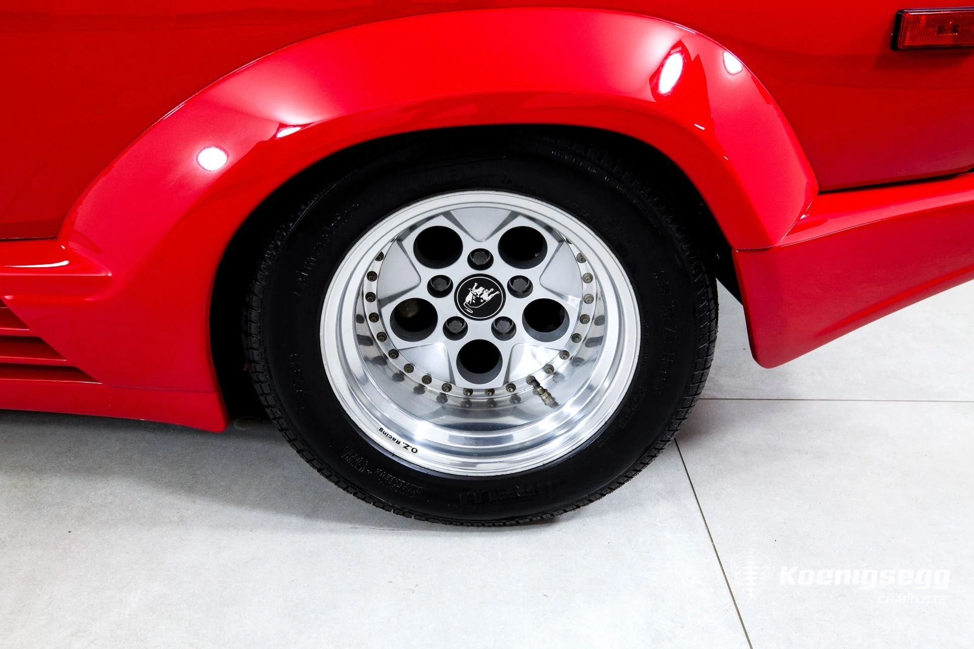 mph033_4081883643_Used_1989_Lamborghini_COUNTACH_25_TH_Anniversary_Edition_1774639915_3e075999ab