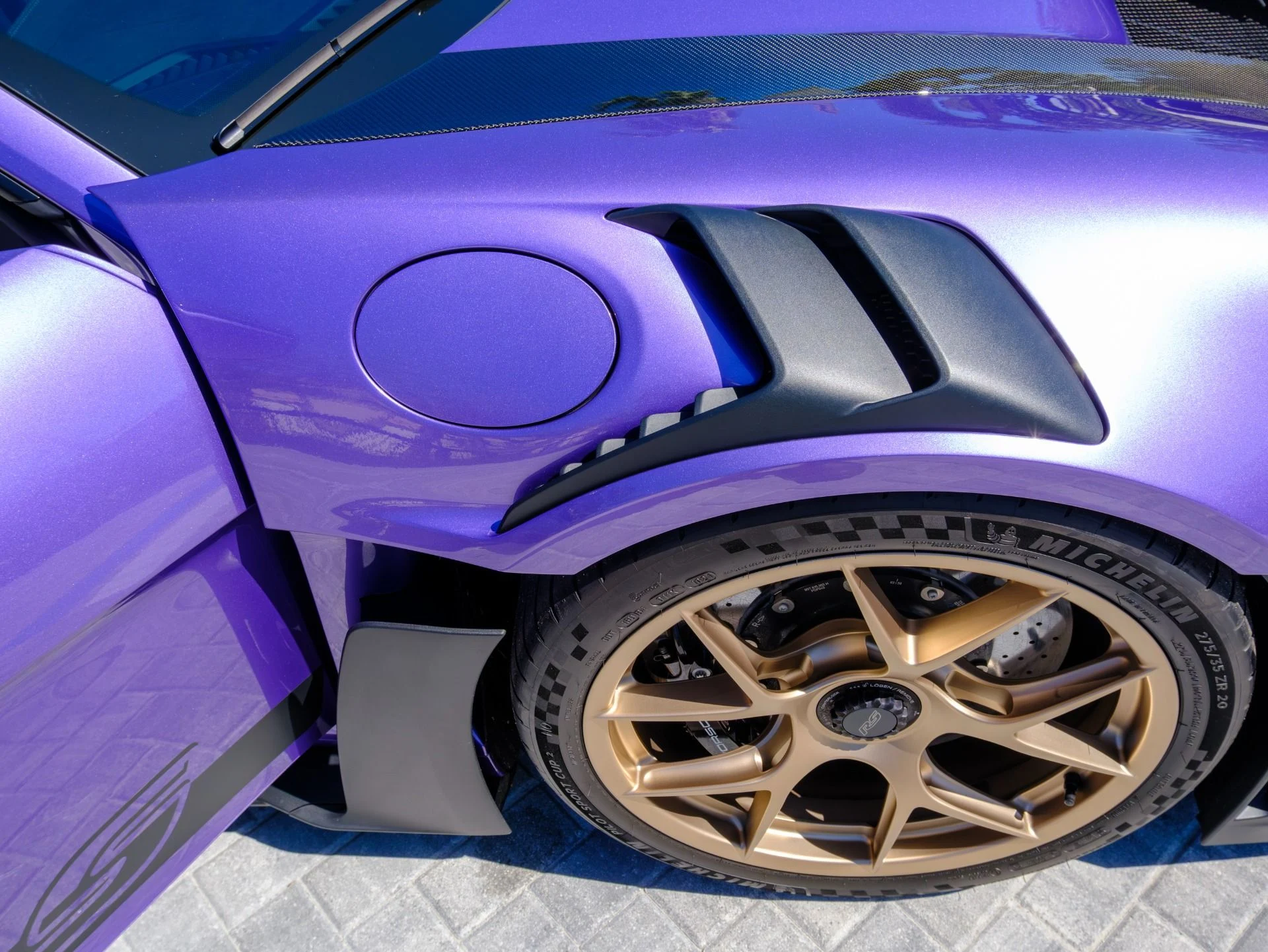 mph033_4082506460_Used_2024_Porsche_911_GT_3_RS_1771891928_878a44625e