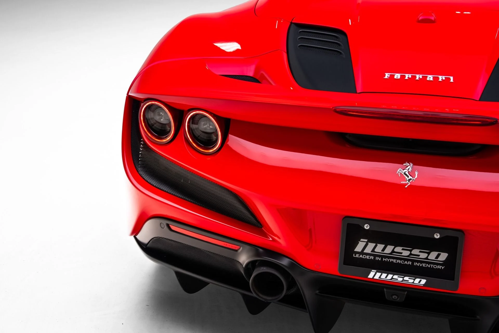 mph033_4087087178_Used_2022_Ferrari_F8_Spider_1772060446_796c01efa3