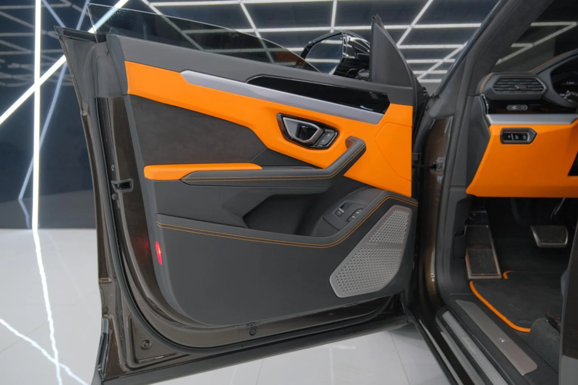 mph033_4094347616_026ad272e9af6381ac73480cee48c773_23f776fa8b