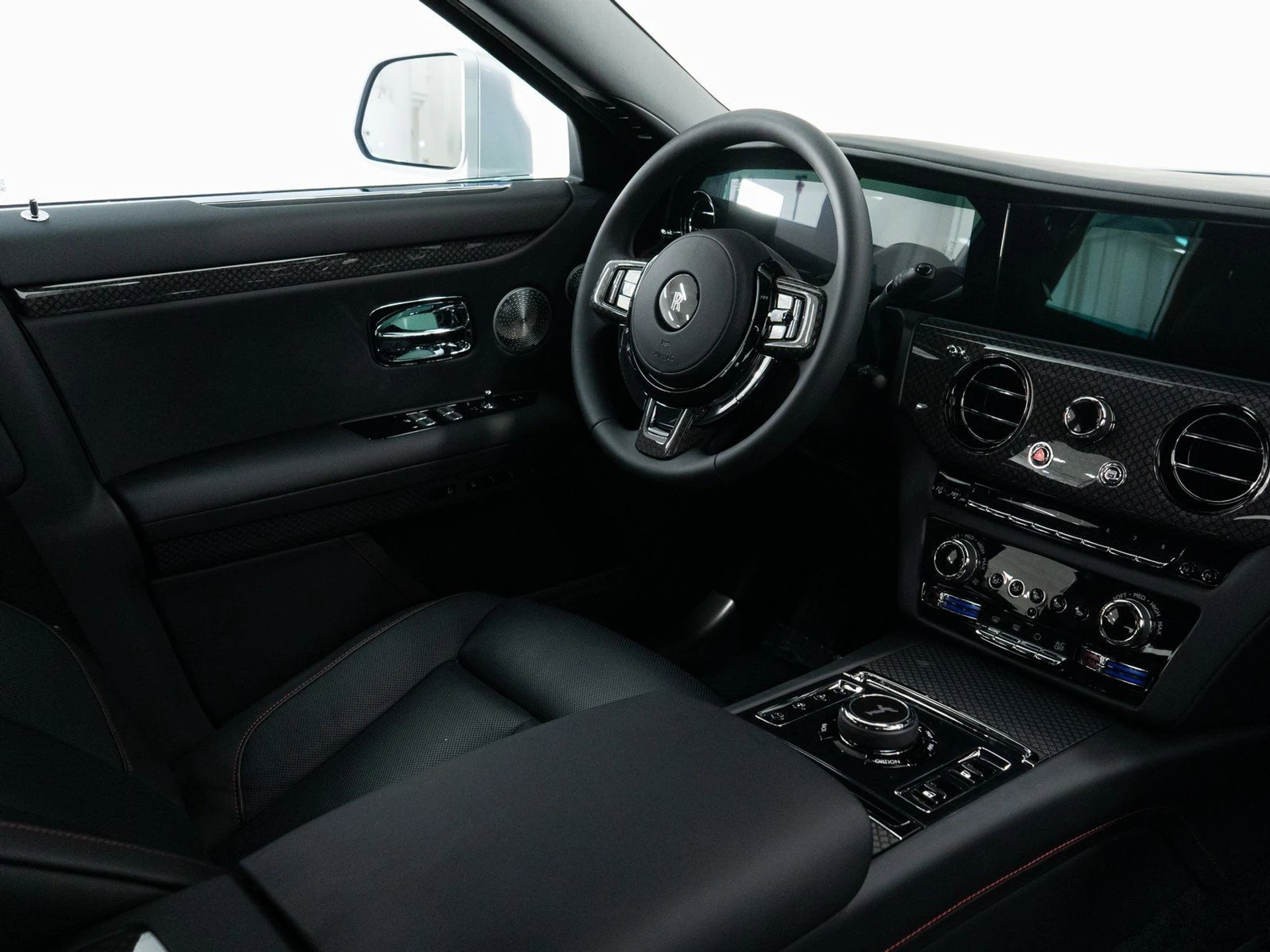 mph033_4102654950_295f3ec954879d86e8ab4f4f9df57642_654c3342b4