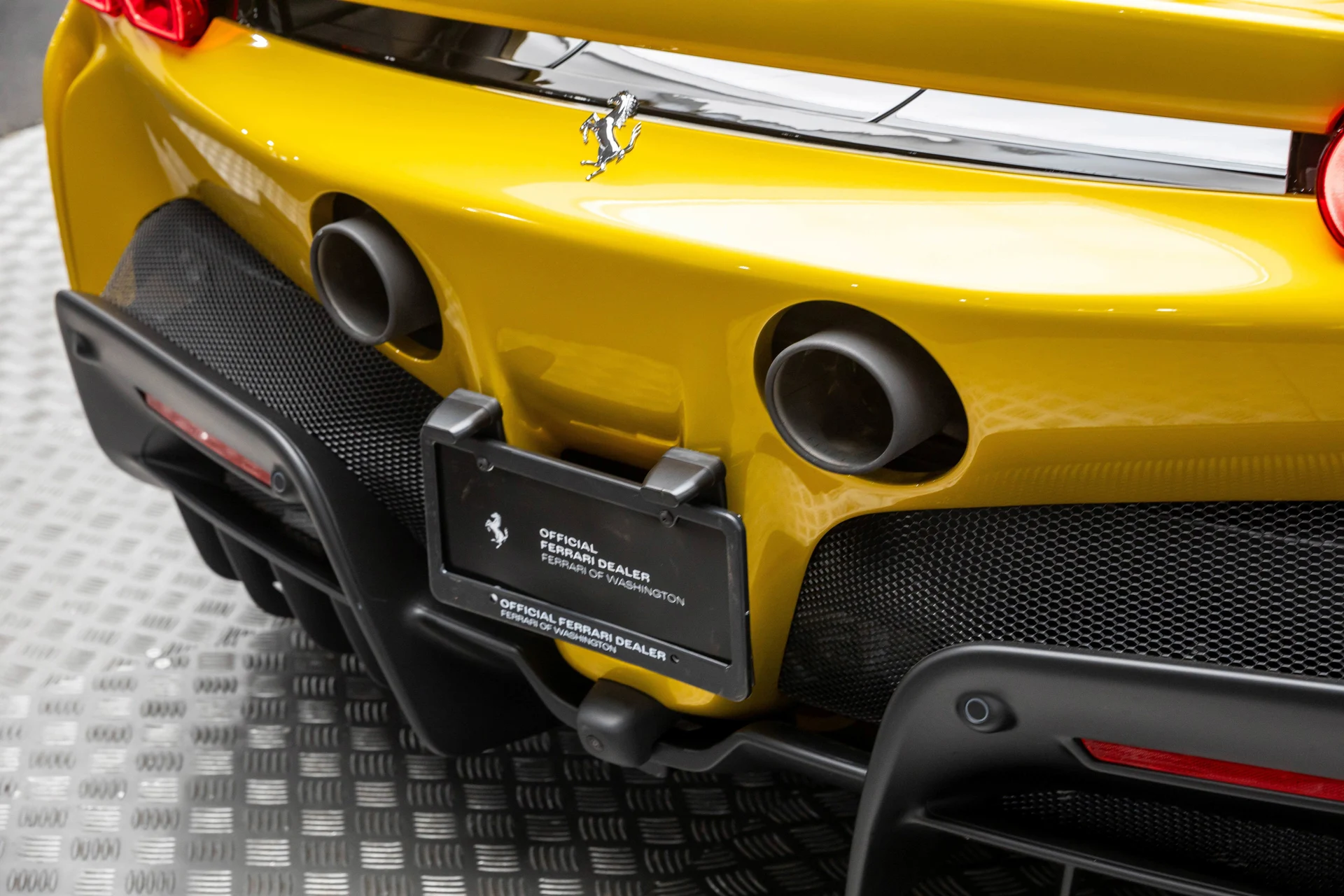 mph033_4105520679_d1cf397d695849a7904f73c247af35ec_a5eda8d189