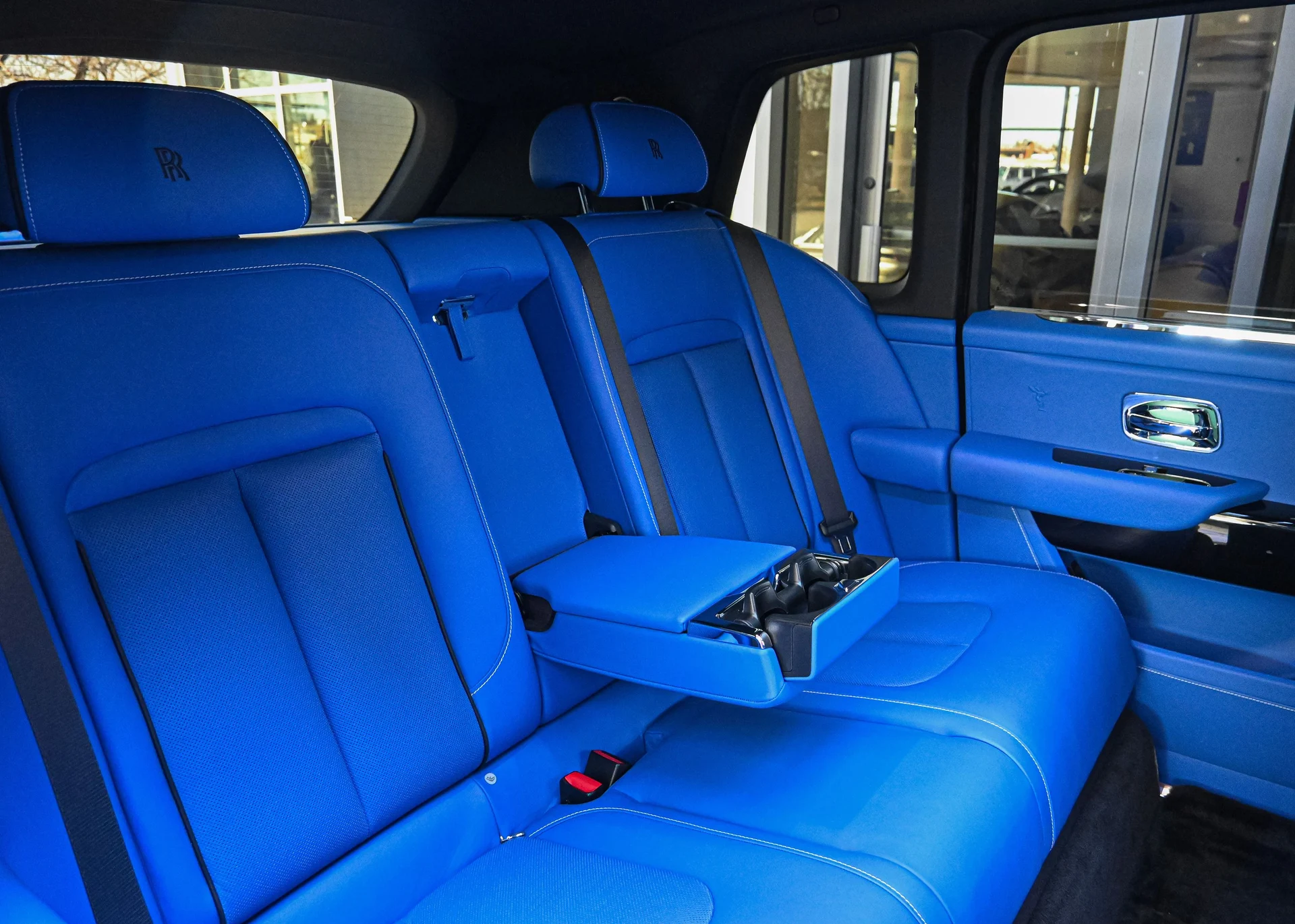 mph033_4113259023_54e2c1f5_27c3_4773_9c65_3d2c0a321c2f_02709851b2