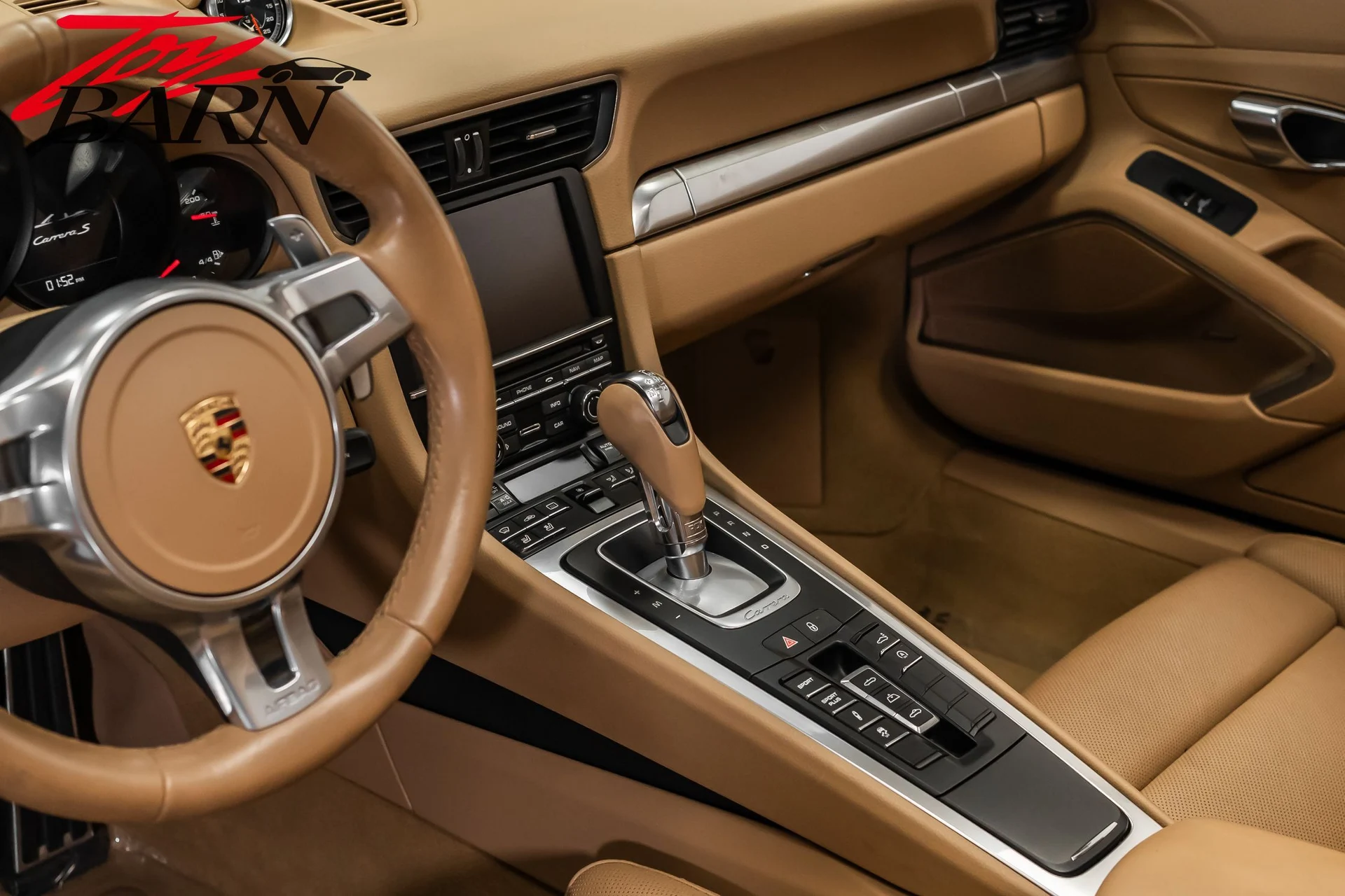 mph033_4116765608_588710d19d77a48fb63c3362c3792dfax_8be93582da