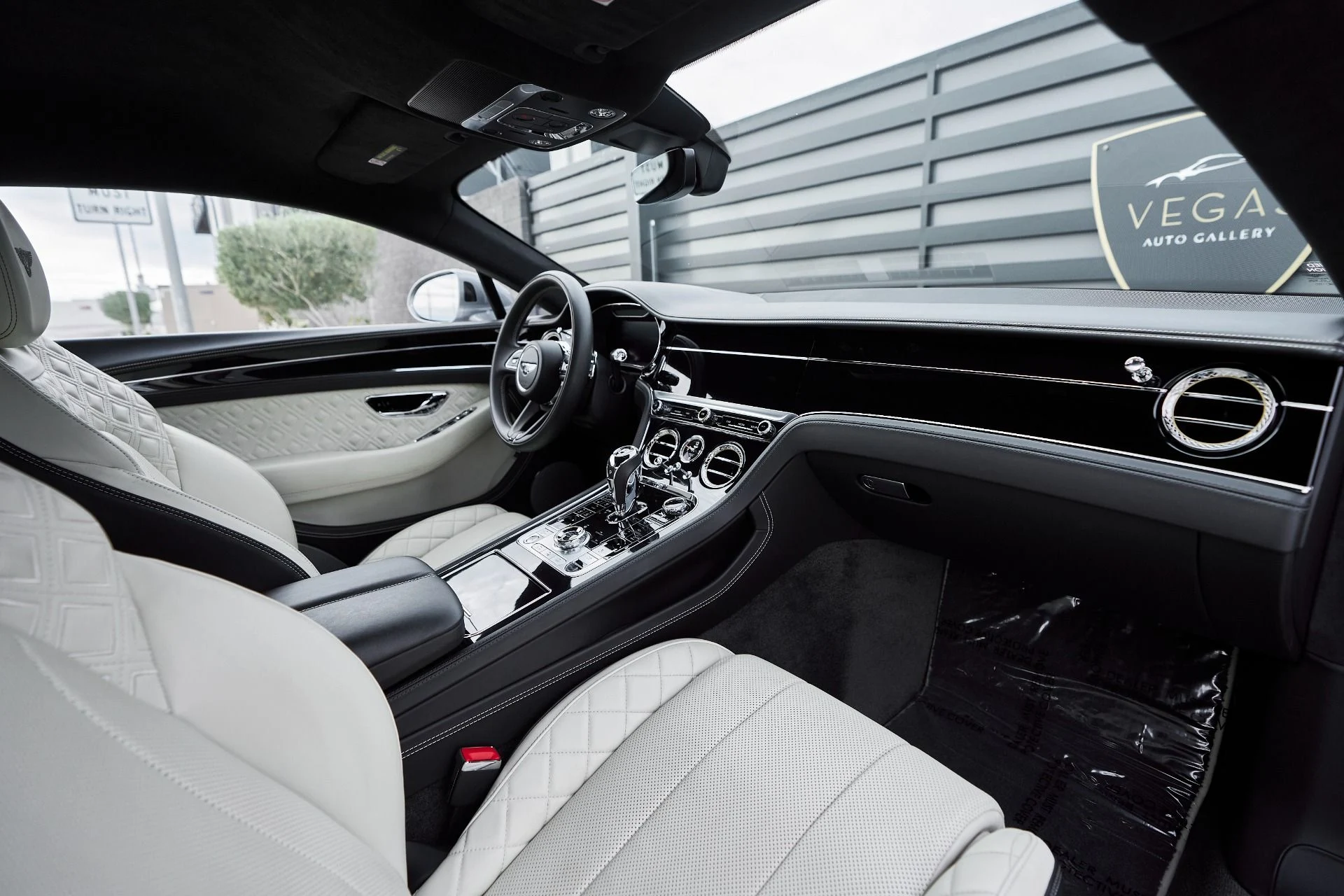 mph033_4126168911_Used_2021_Bentley_Continental_GT_V8_1764018714_c62b7ca457