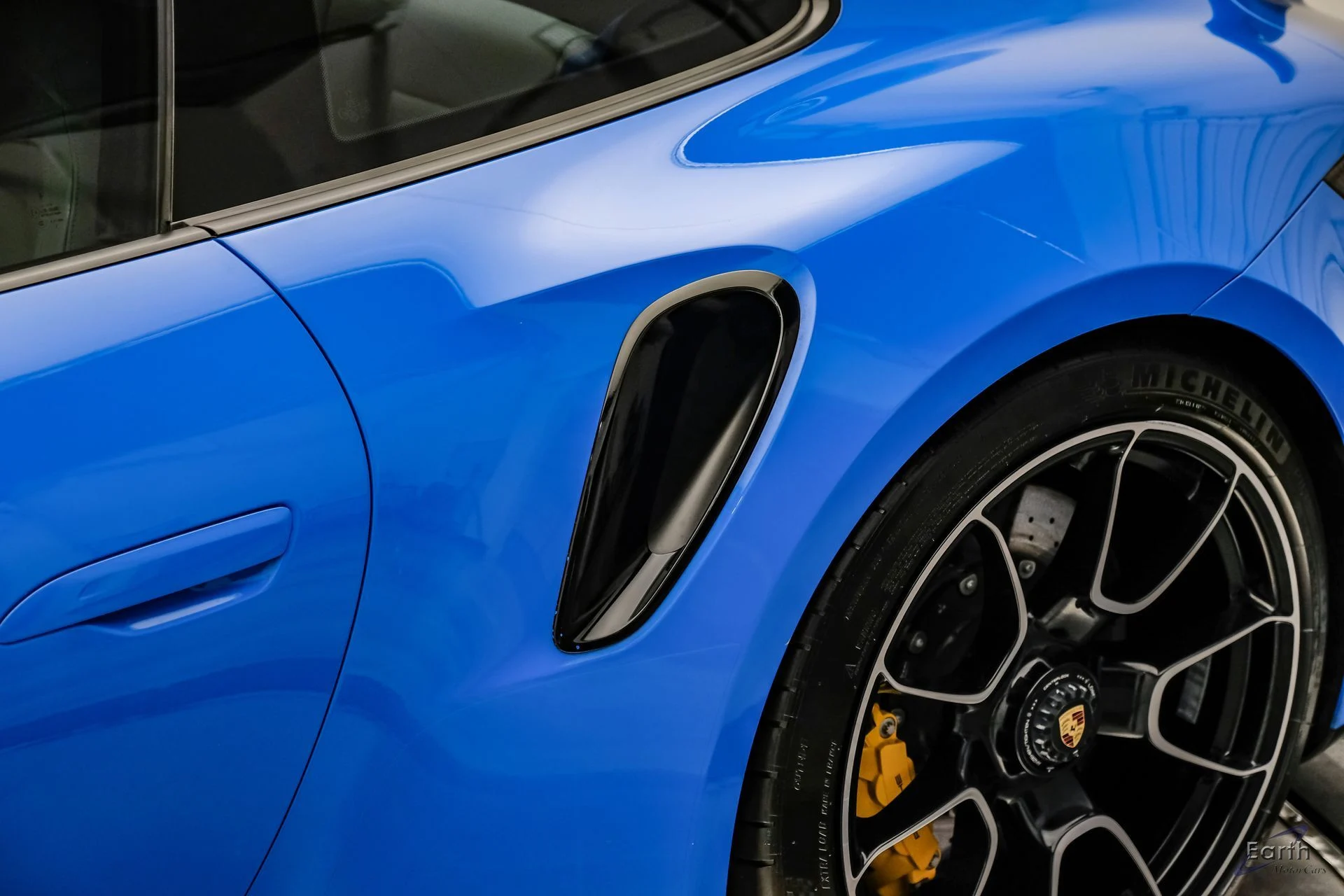 mph033_413648033_a0017643e866bdfb60fdec6bdaeba0e7x_6ec9fb522c