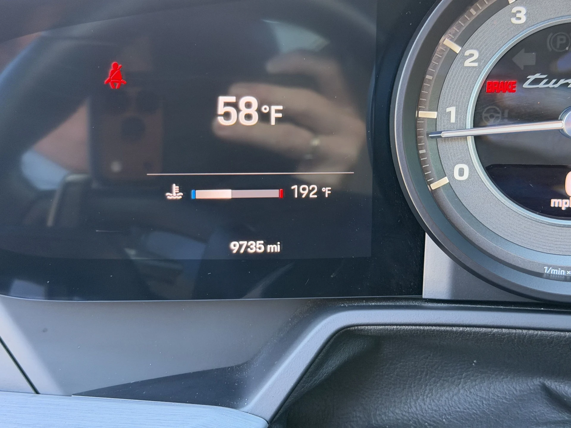 mph033_4149257666_0a31f8d041e7e6407204df201803cf2cx_52d4f95239