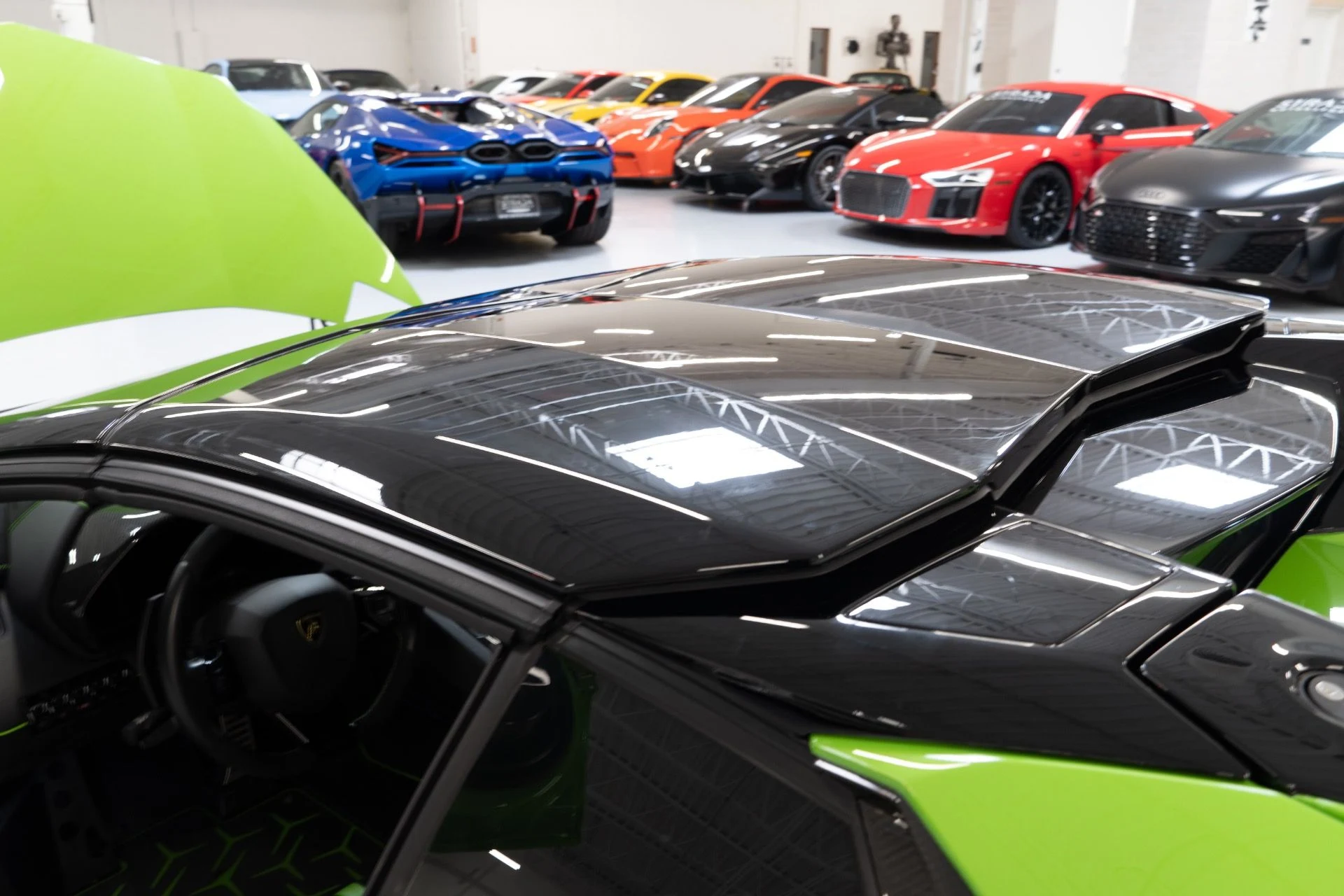 mph033_4152884482_Used_2021_Lamborghini_Aventador_LP_770_4_SVJ_1763584595_beaf5c168f