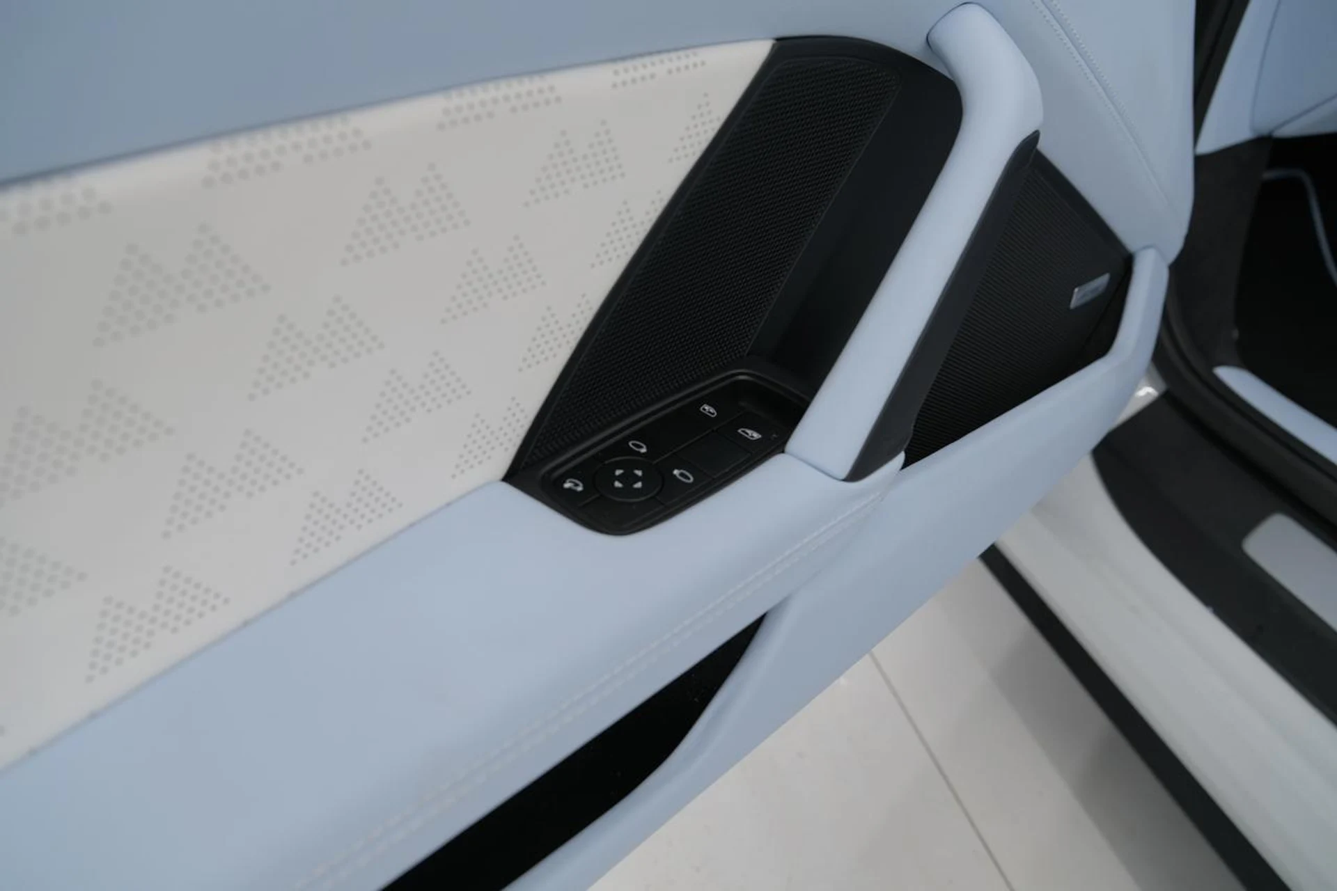 mph033_4155534661_bb40d268c0fb4bdf589e9cd76df0daa2_bf15c3d789