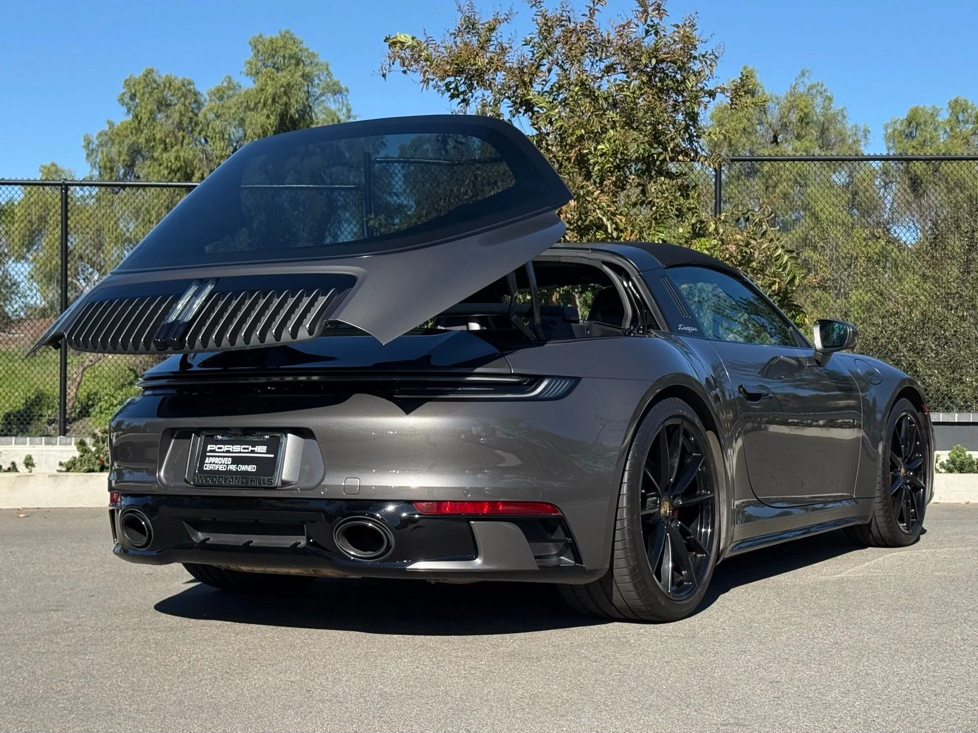 mph033_4157604402_51c1513131c81be60adf3993ad52e801_186f26bcce