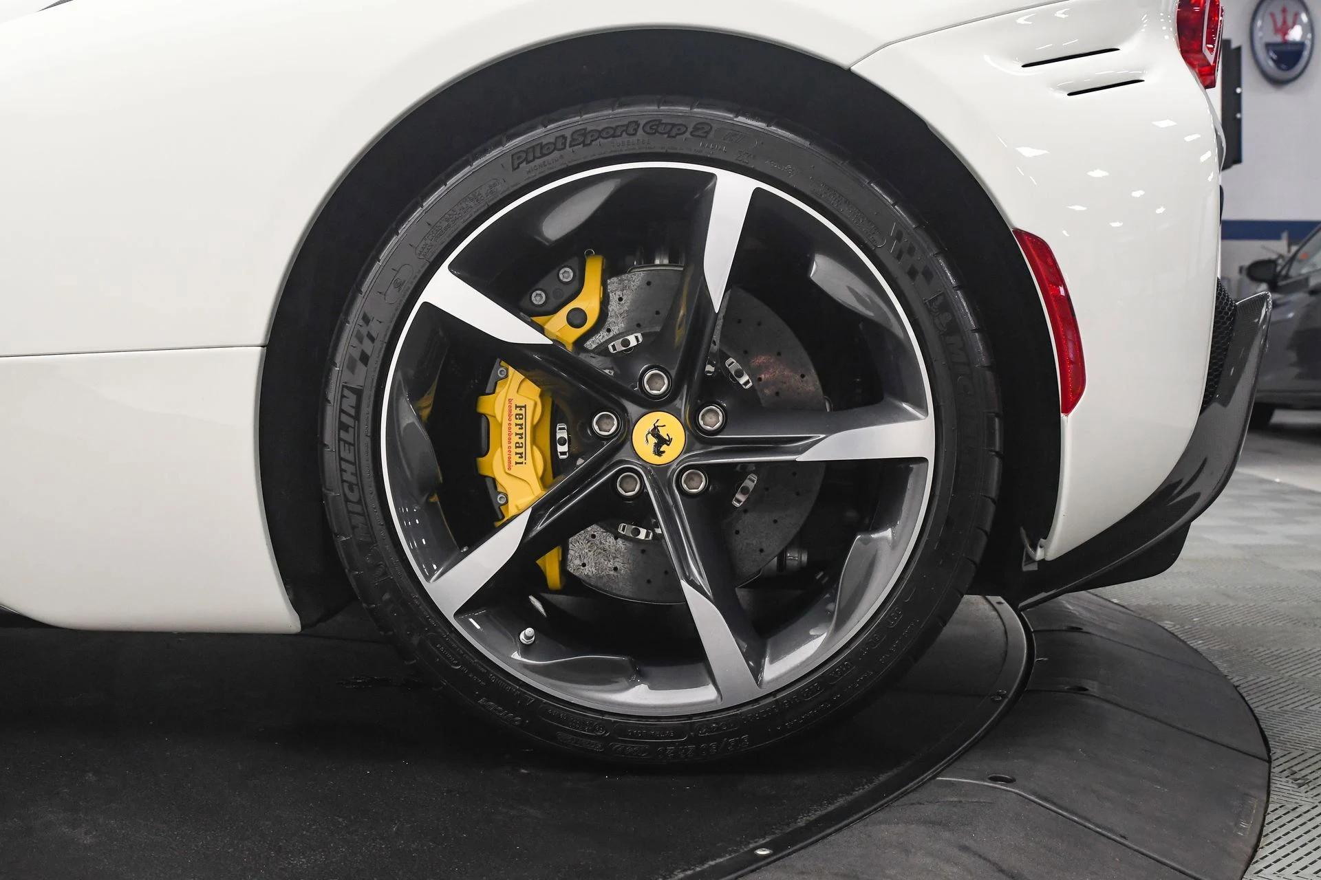 mph033_4164401679_7721e4d39bb148c992081fb971efcbc0_d22c8d03af