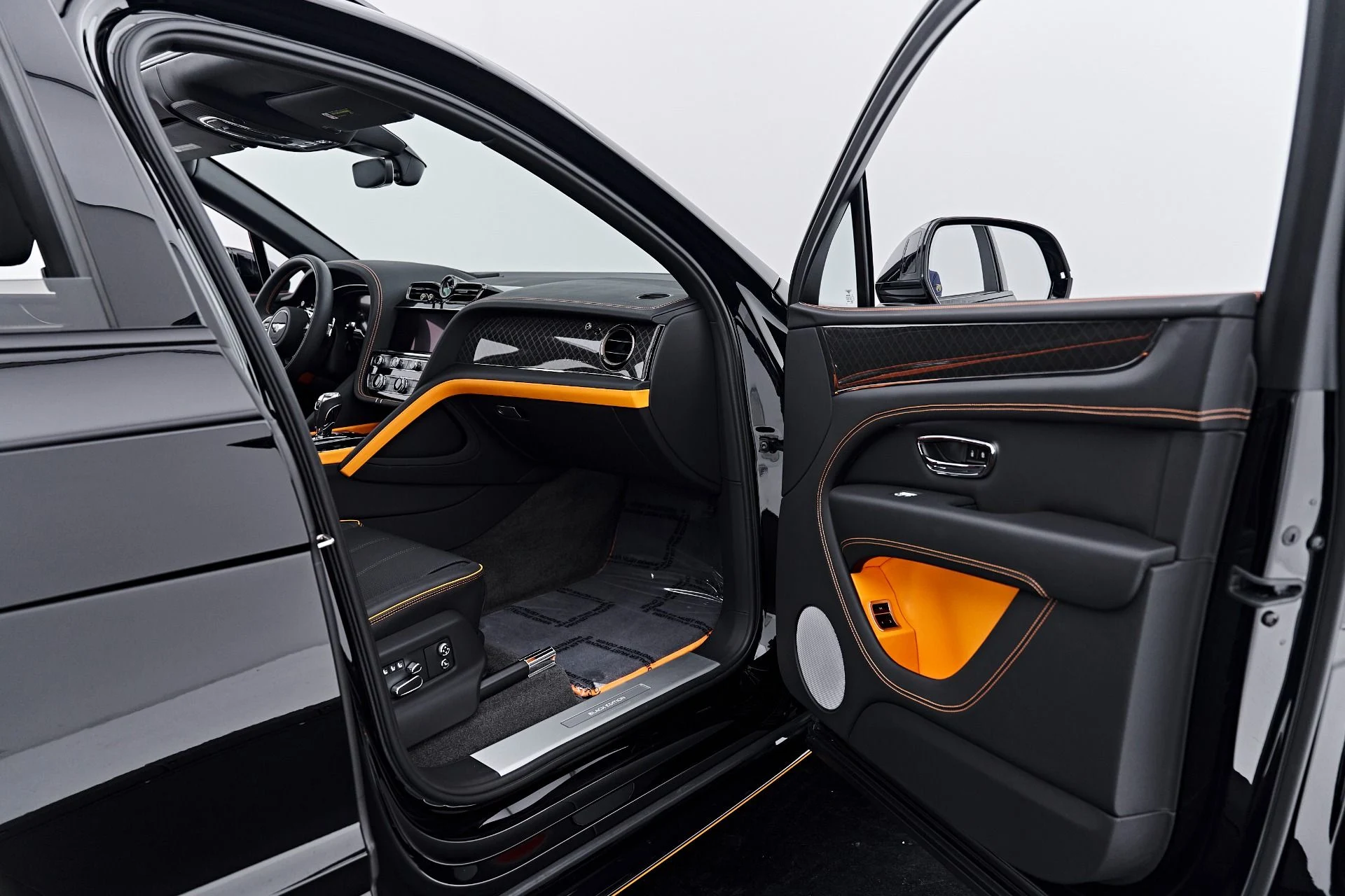 mph033_417640247_Used_2025_Bentley_Bentayga_S_Black_Edition_1790644367_9c00cd27bf